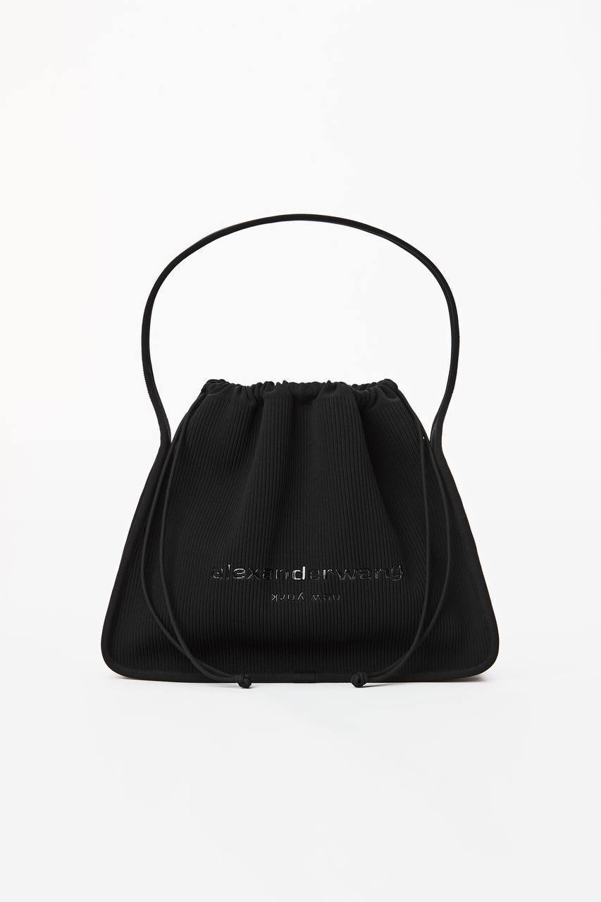 折扣✨訂貨📮 Alexander Wang large Ryan bag   大size 上到膊！ Size 38x30x11.5cm 放到電腦iPad A4文件超實用