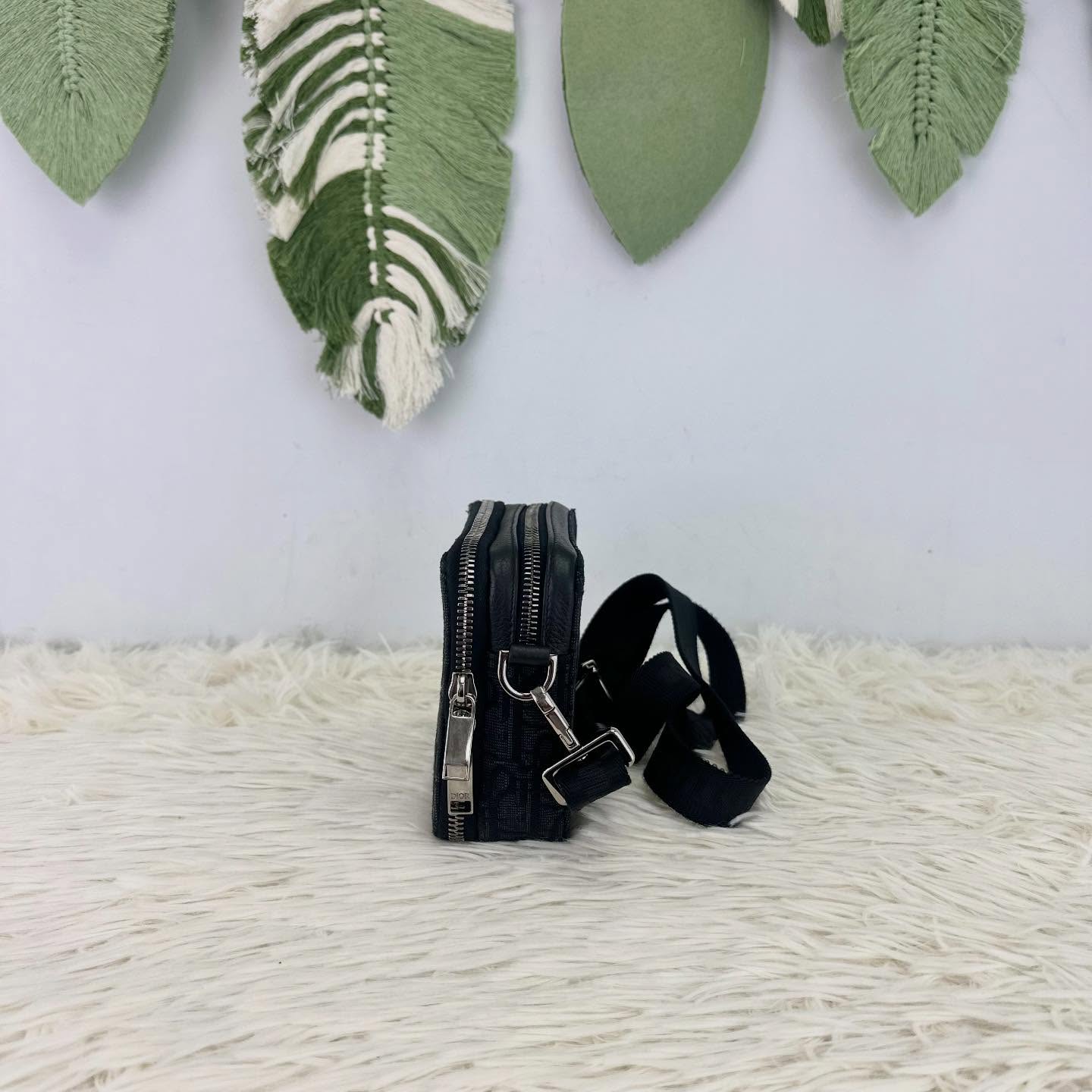 DIOR 🤍PRE OWNED Oblique Jacquard 黑色相機包 全套有單🖤