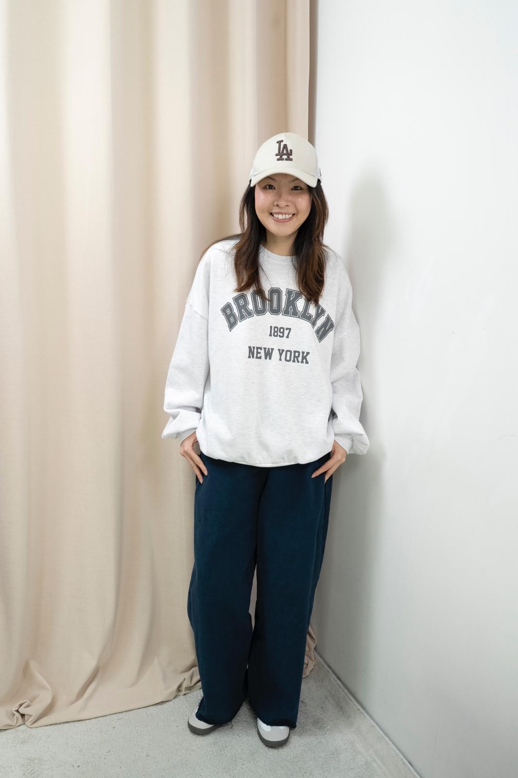 加絨有型文字衞衣（淺花灰色）