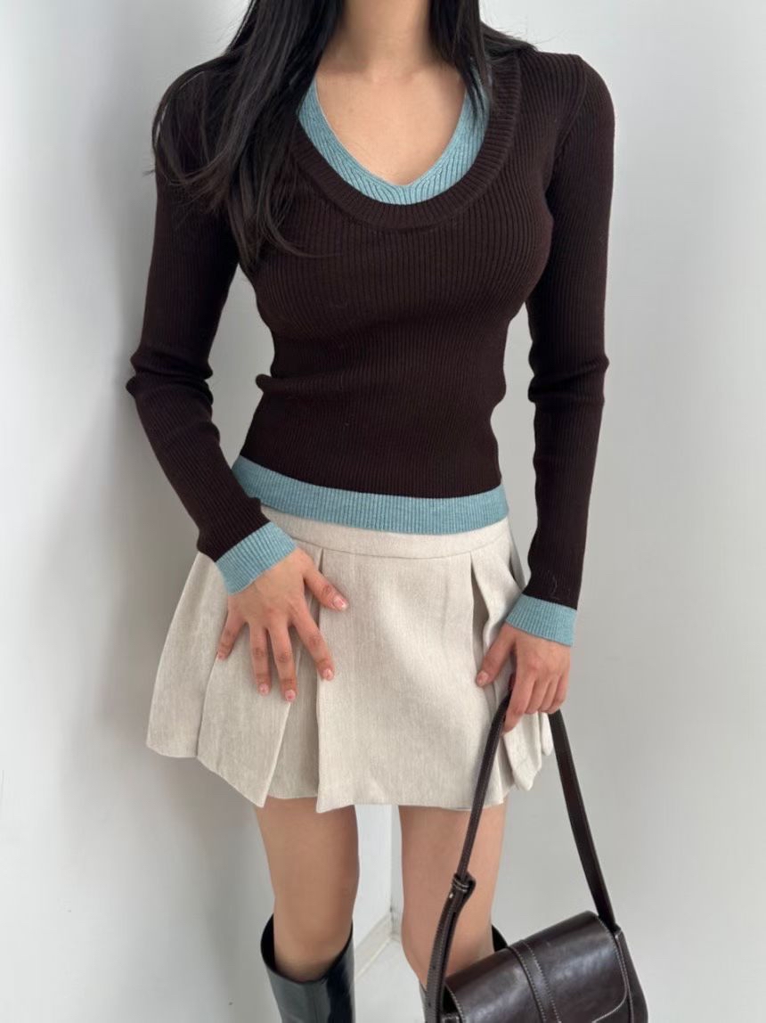 Fake two pieces knit top