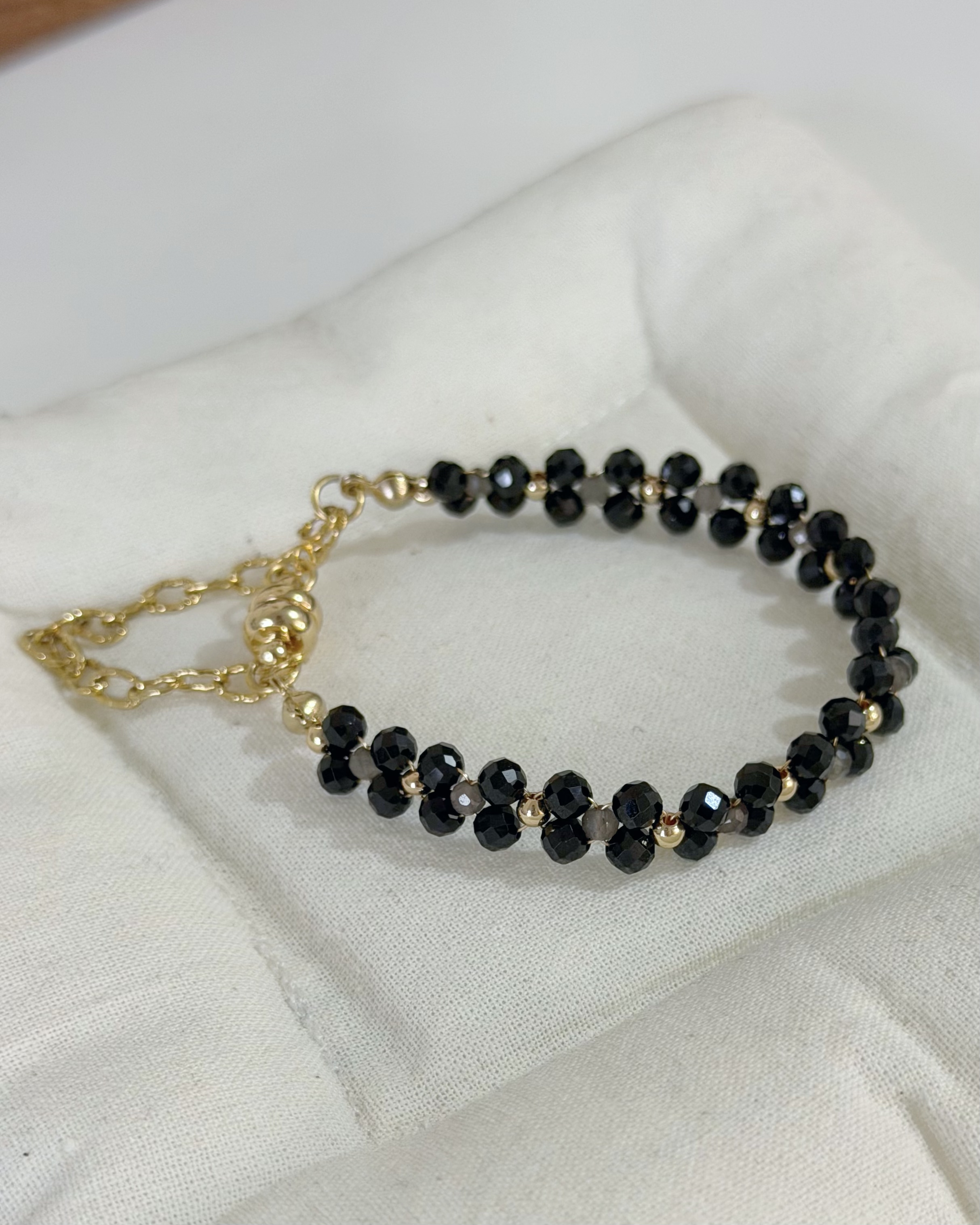 雅黑小花x 閃夜黑色花織Combo Set手鍊