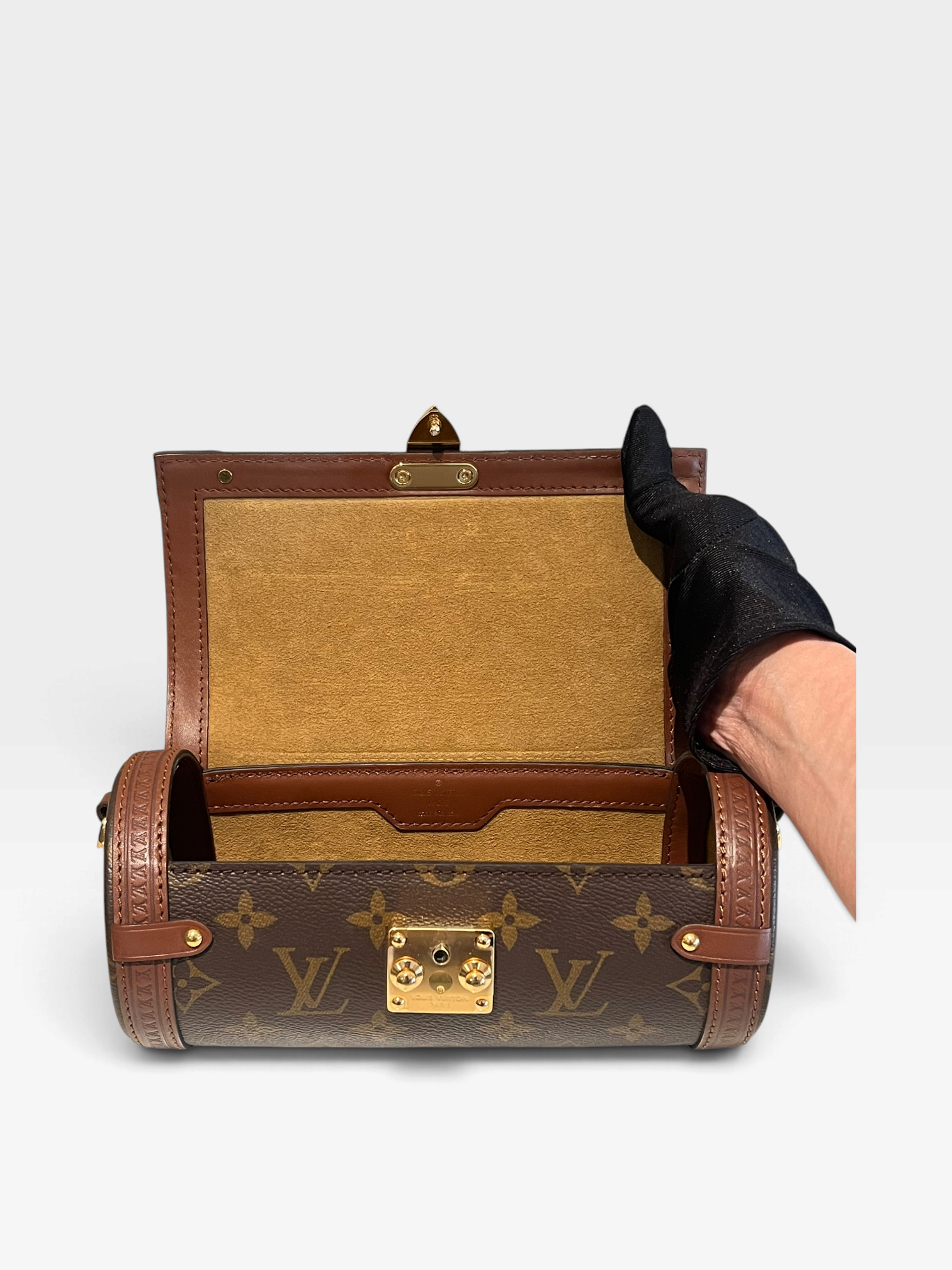 Pre-Owned LV  Papillon Trunk / Product Code: 091801a