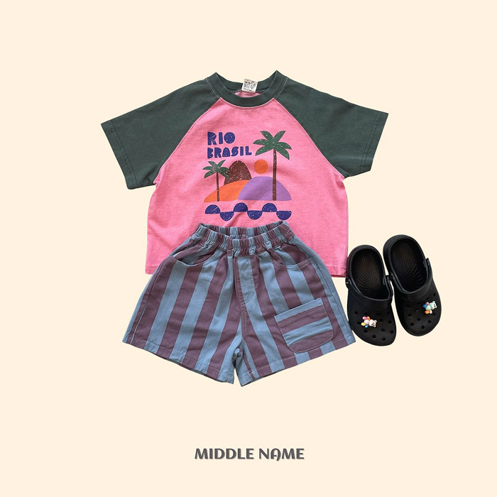 🇰🇷middle name tee