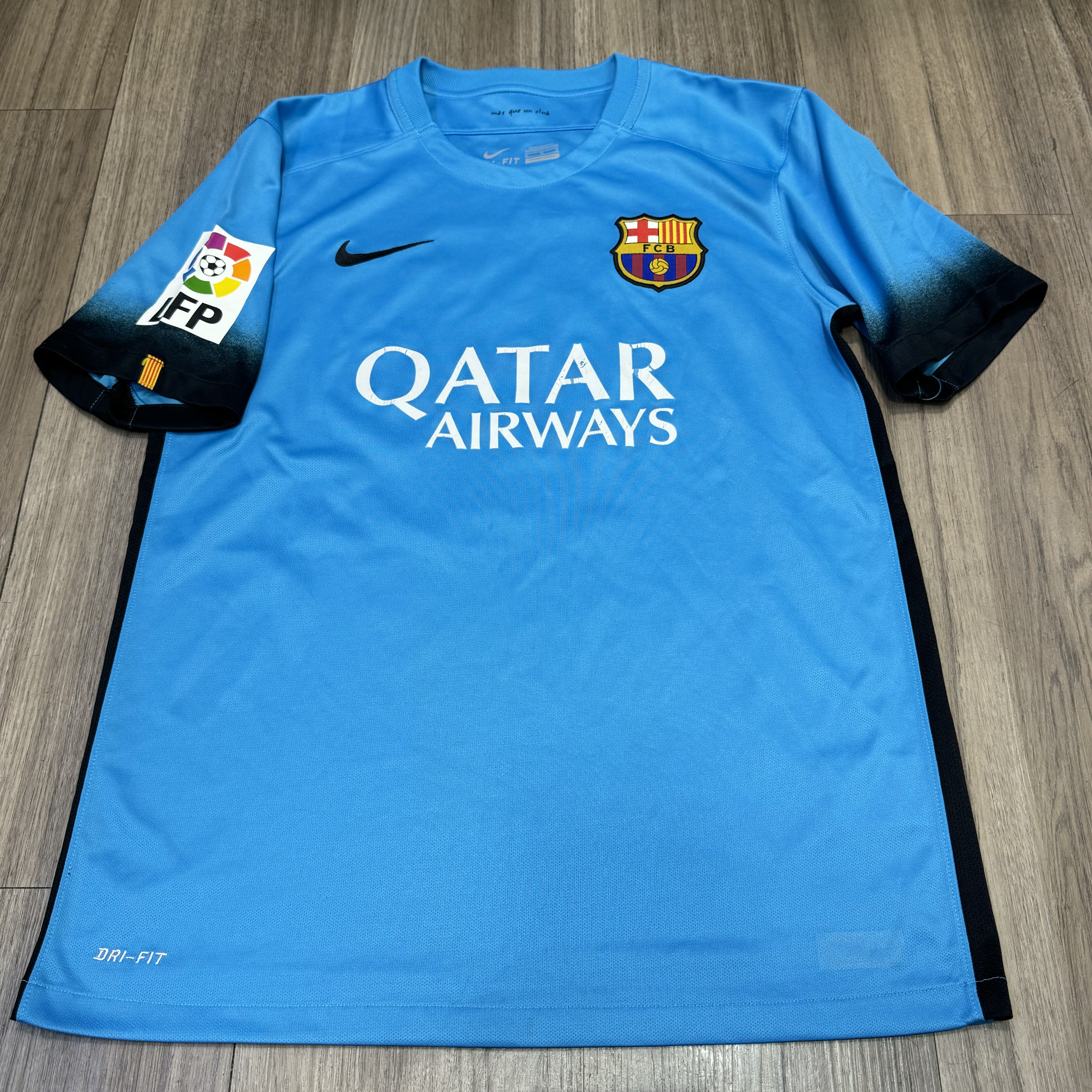 Barcelona 15/16 third away shirt #10 Messi