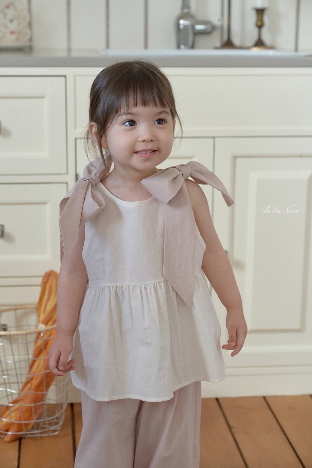 ☀️預訂 韓國直送☀️🇰🇷Bebenine兩色肩部大緞帶純棉背心