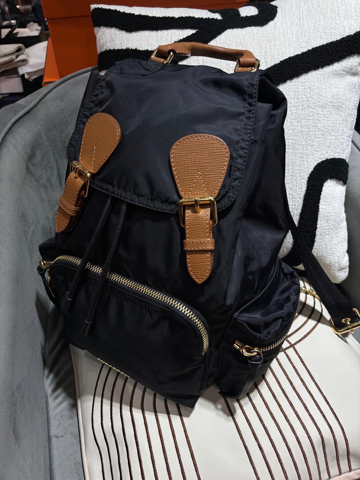 Burberry Nylon Backpack 100%Authentic, 98%New ✅Dust bag