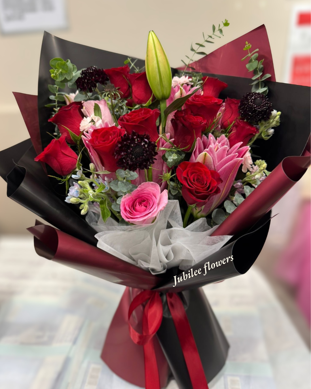 紅玫瑰 · 粉百合花束