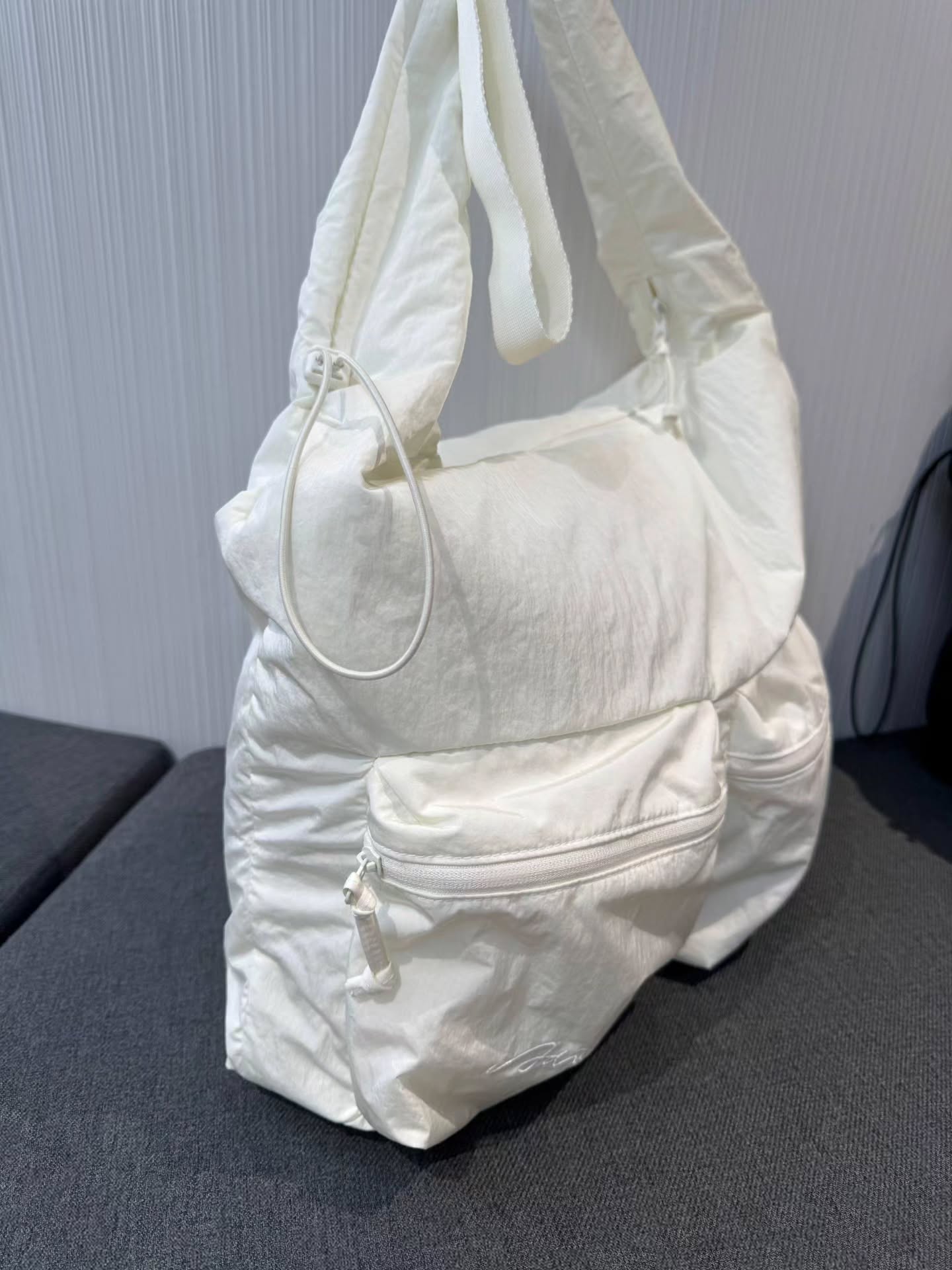 🖤三叶草 云朵泡芙托特包 🇭🇰