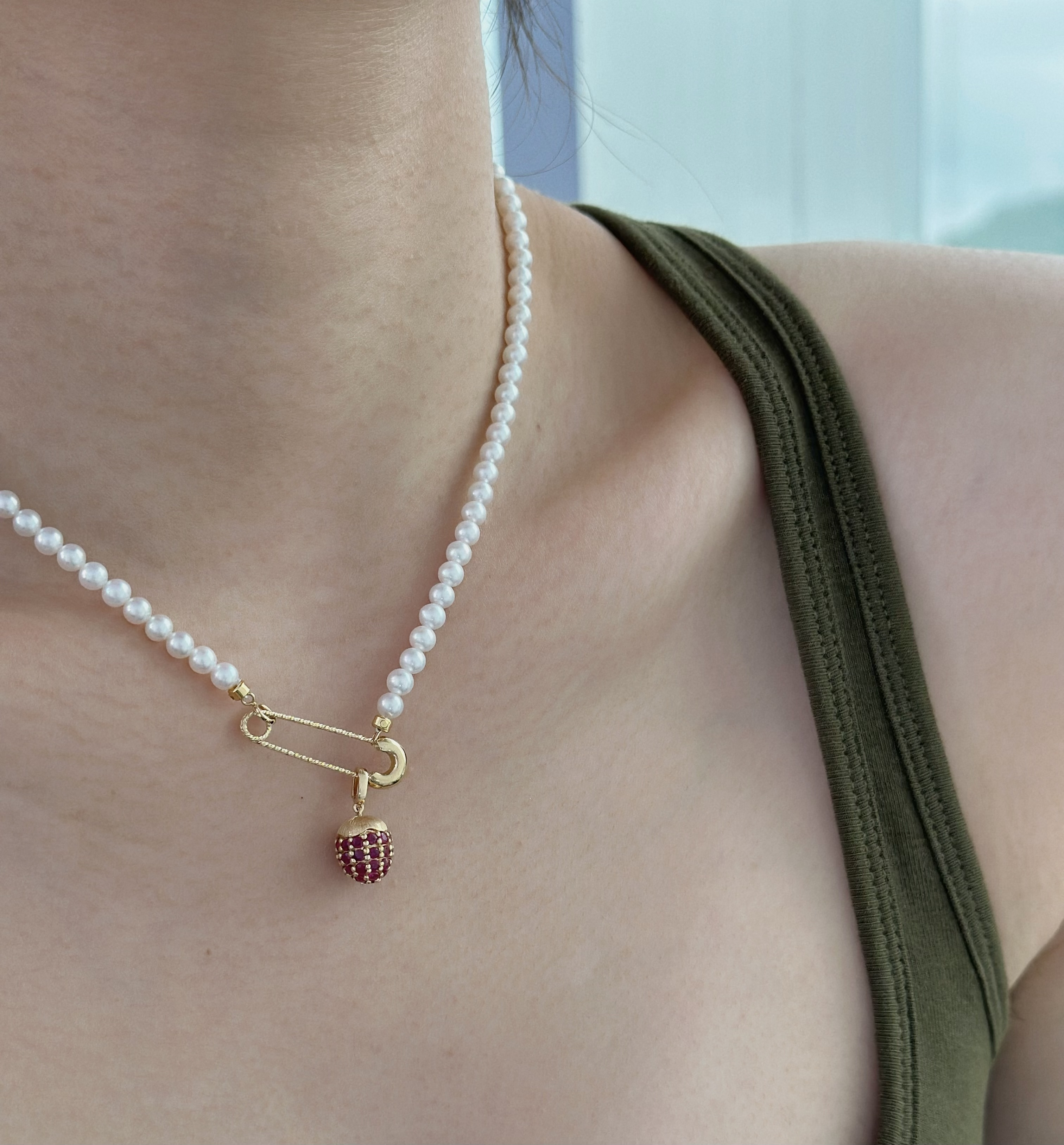 18K Gold Ruby Pinecone Multi-Way Pendant N031808 