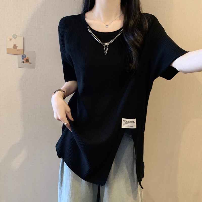 B80(866) 韩版甜酷风银链条边领下摆单标签开角黑白针织上衣
