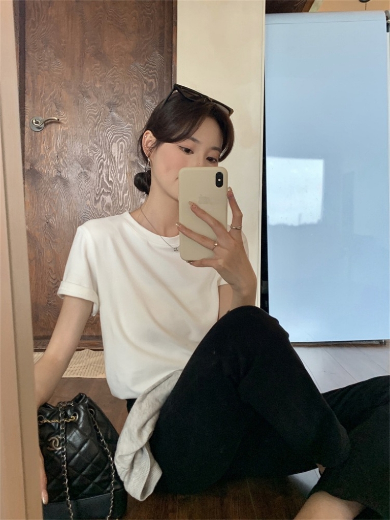 Cloudy Puff Round Neck Tee 云朵泡泡纯色圆领磨毛Tee (11 Colours)