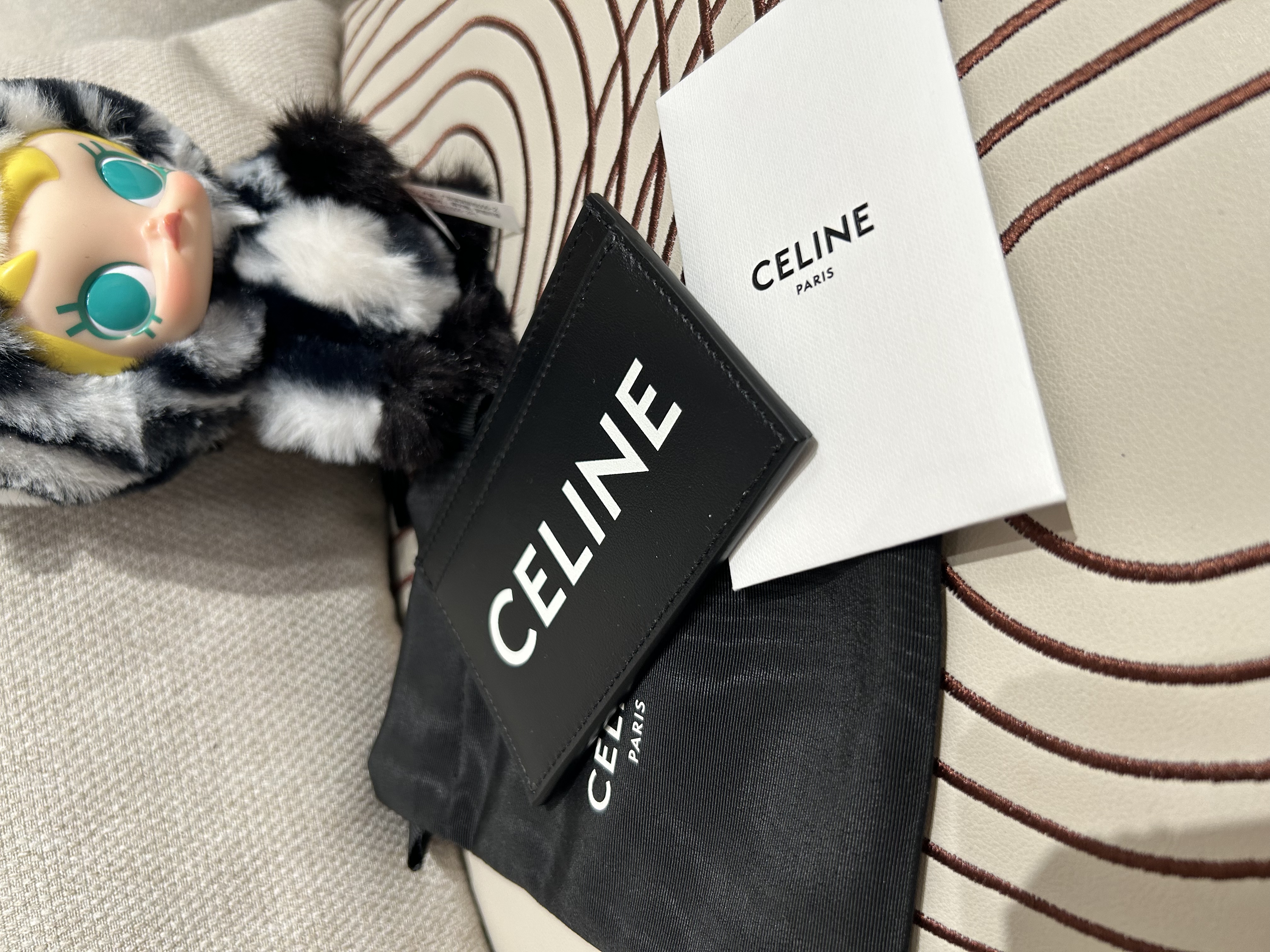 Celine card holder Black calfskin 100%Authentic ,99%new ✅dust bag✅Booklet