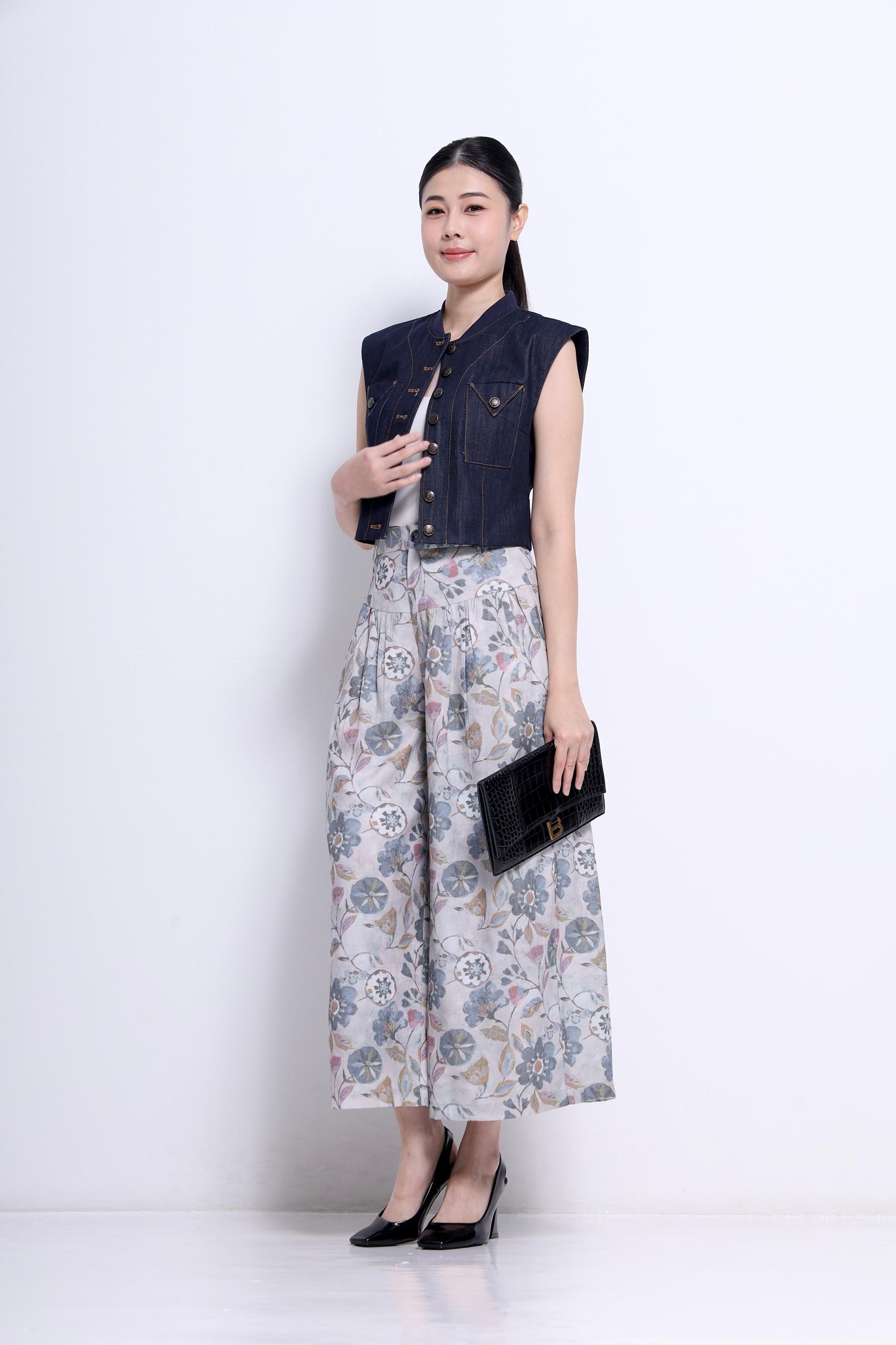 CB2703 FRONT BUTTON POCKET VEST BLOUSE