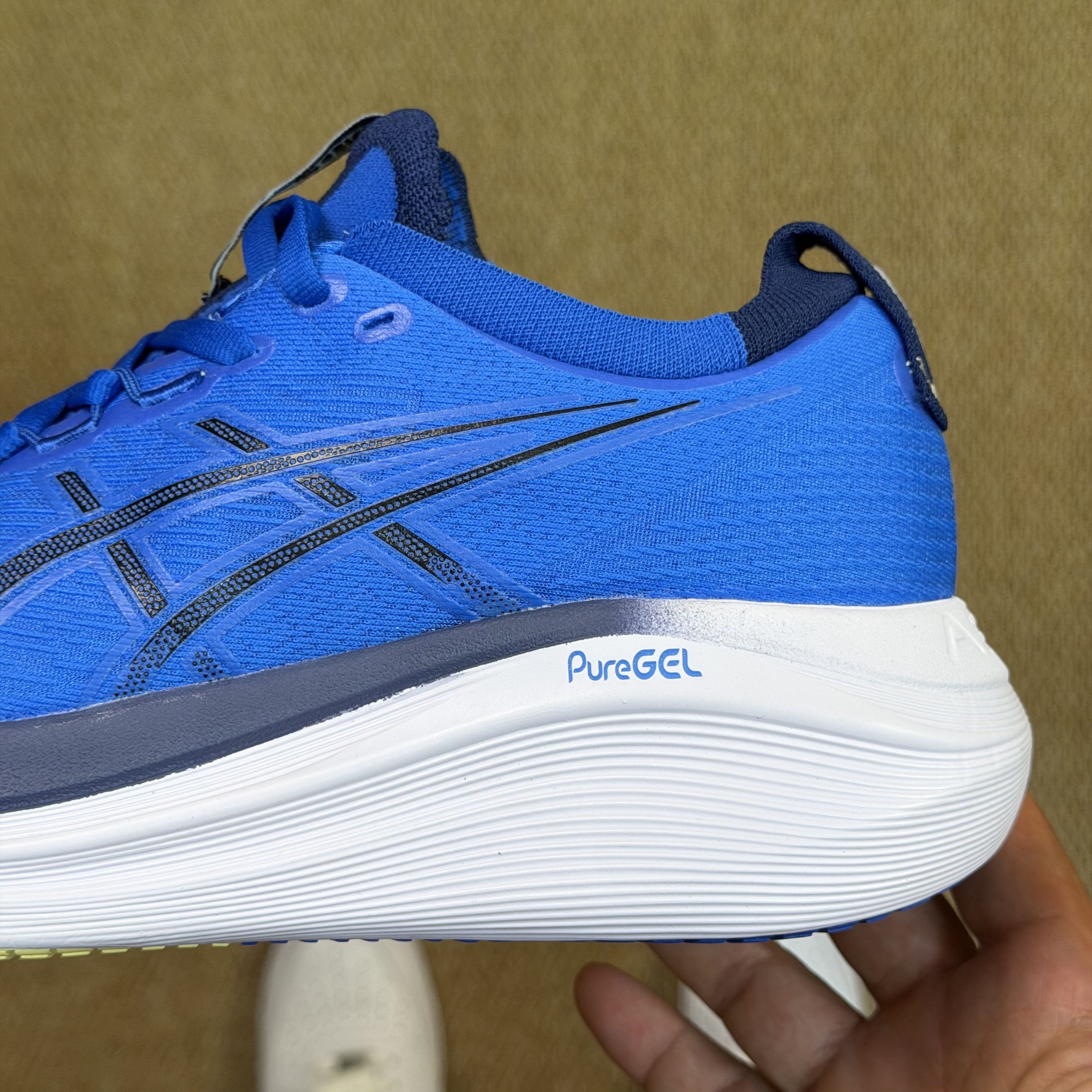 Asics Gel-Nimbus 27 1011B958-401