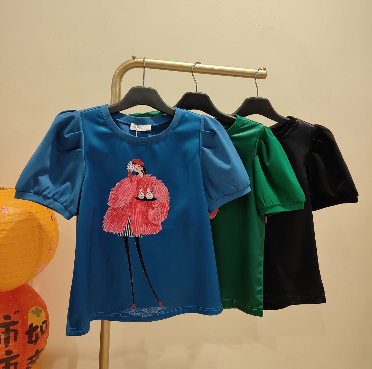 特价优惠公主袖上衣 1695