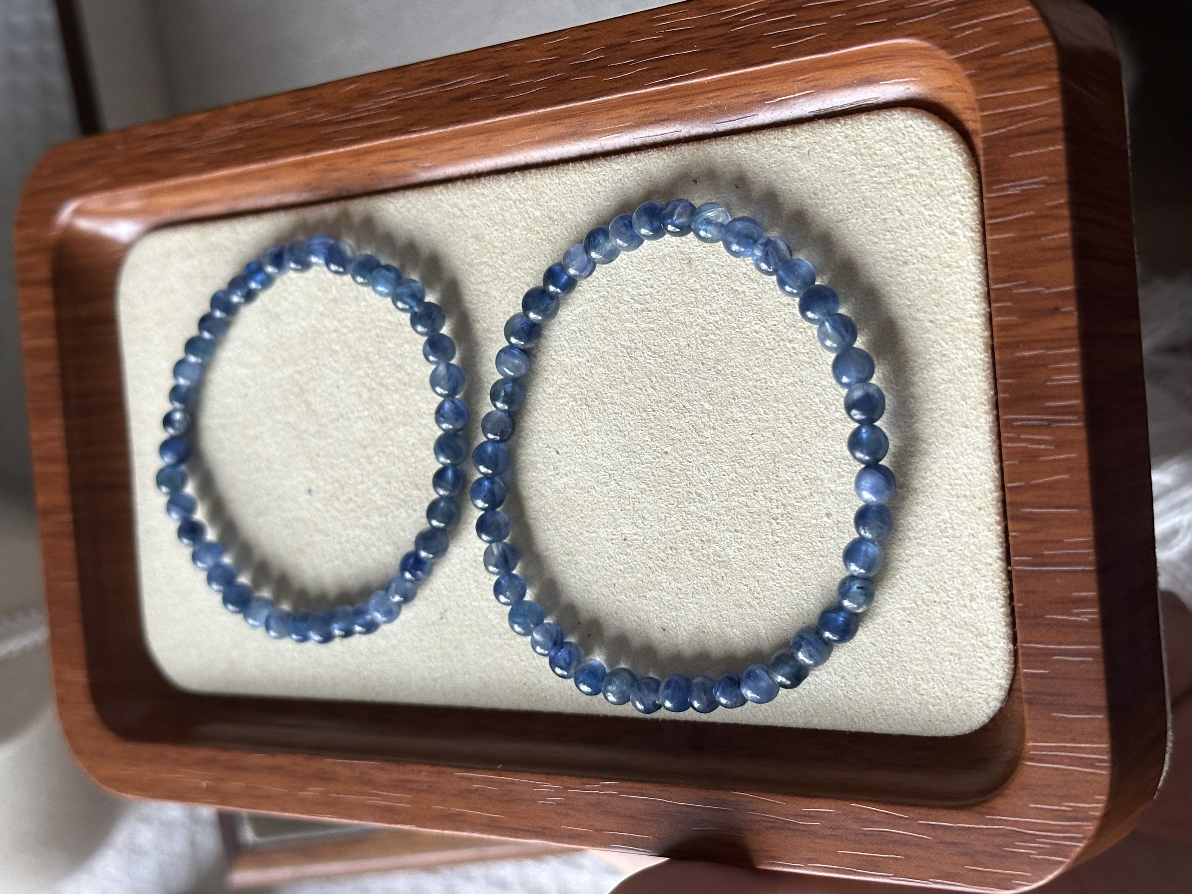蓝晶石 ｜ Kyanite 4.7mm 