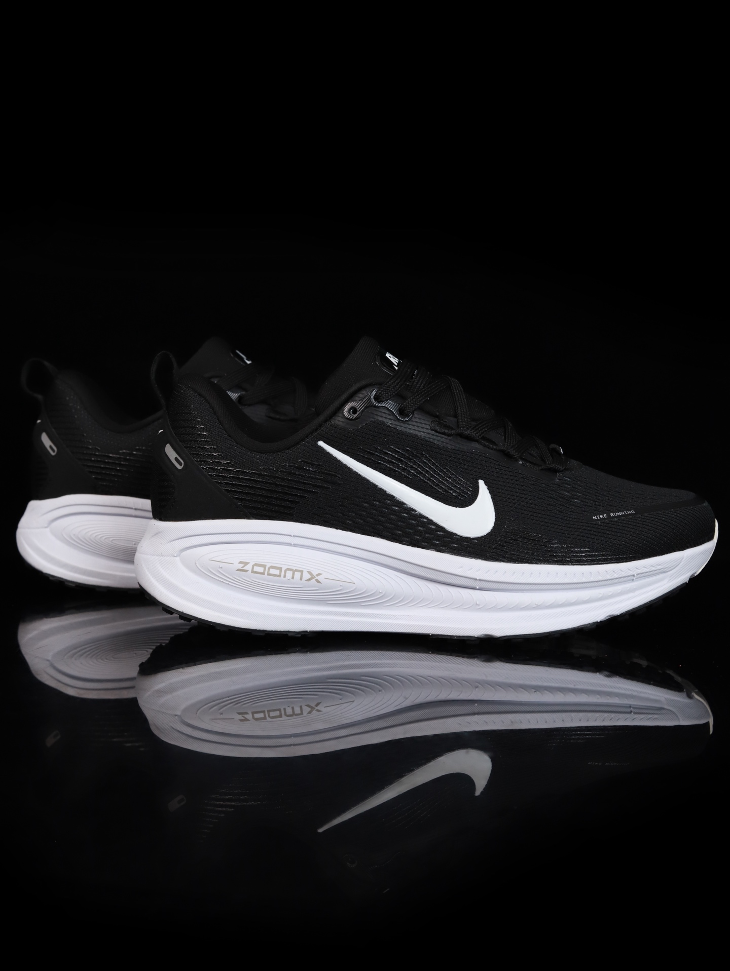 Nike Vomero 18 HM6803-007