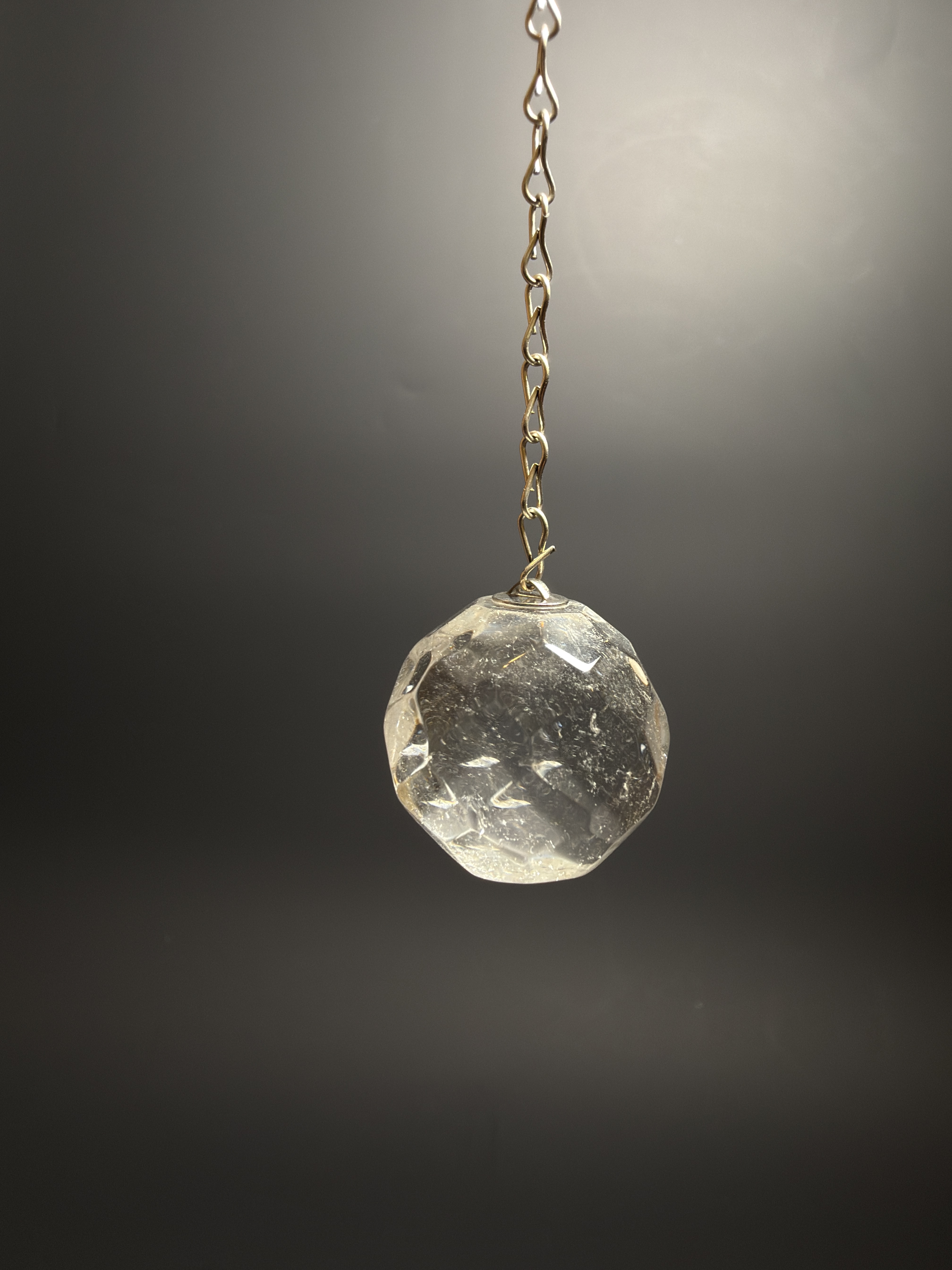 巴西白水晶切面球吊咀 （22.9mm) (option 1)