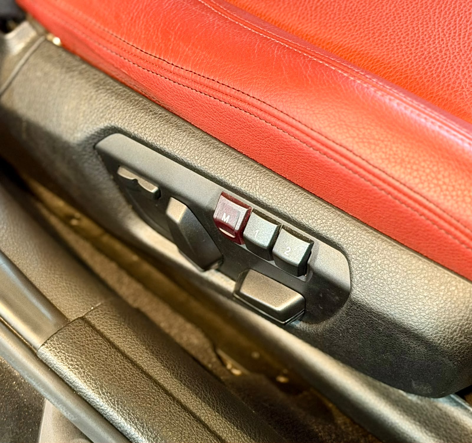 B.M.W. 328i Saloon Sport (F30) 2012