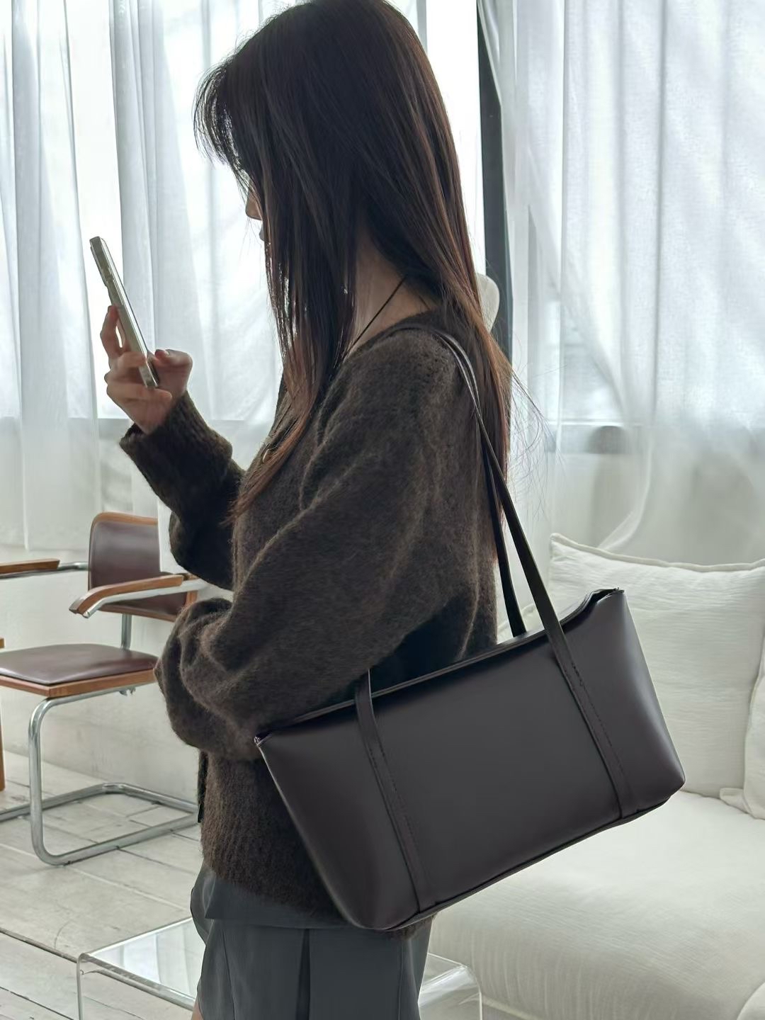 【 ‹◂ 店主自留💼容量級～日常上班OK！超特別復古感方型皮袋🤎 】 Classic Work Day Leather Bag(兩色入)