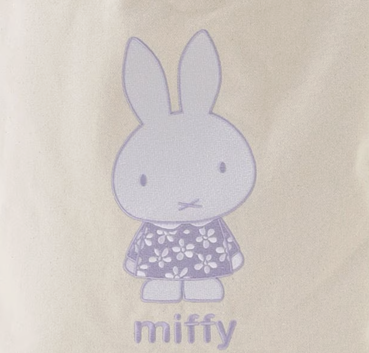 🐰💚 開心果及薰衣草系列 💜 "刺繡Tote Bag "( 📦 大約4月底 ～5月底到貨, 若遇到缺貨或其它因素貨期會延遲 ）