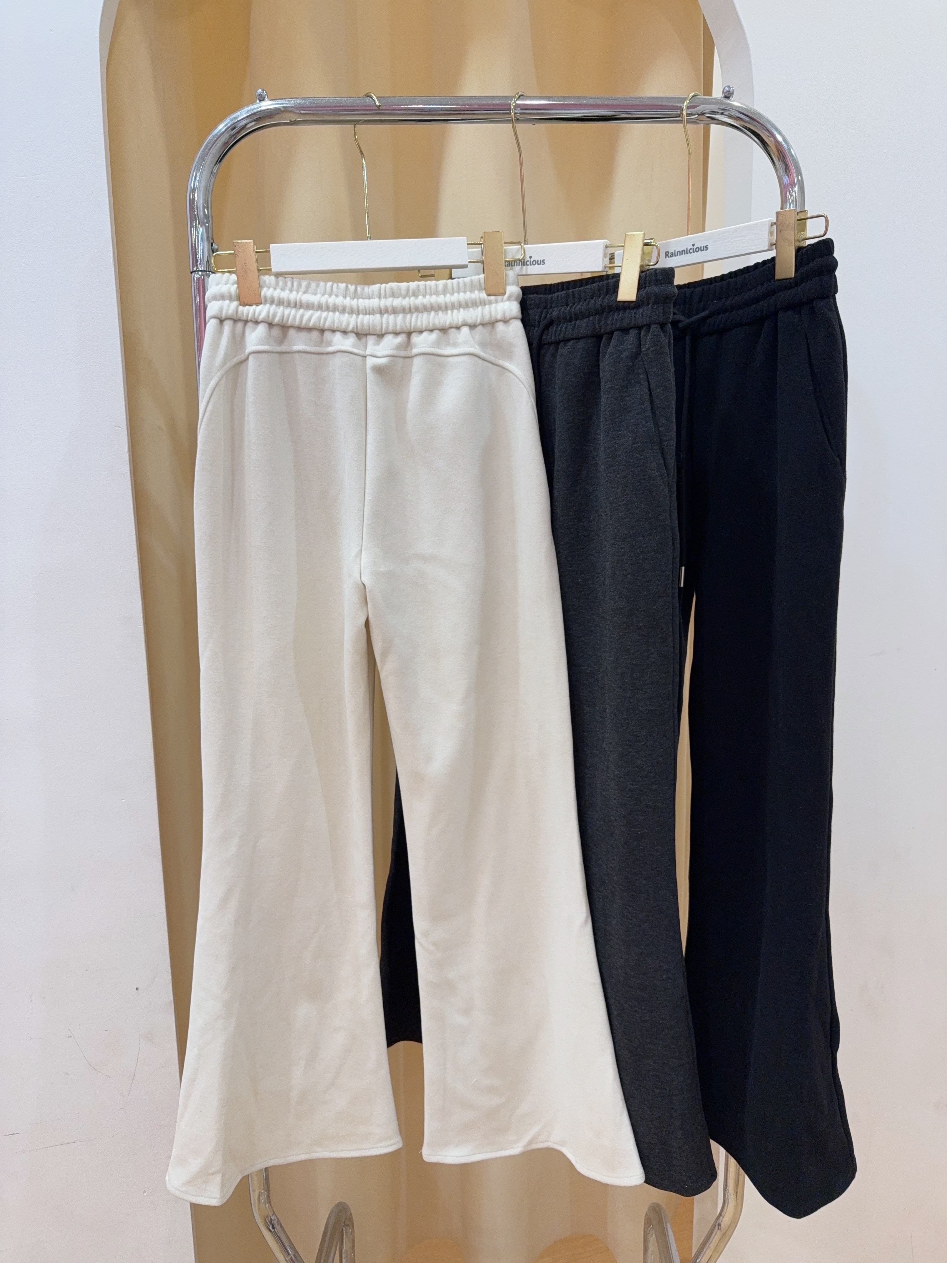 羊绒微喇叭休闲长裤 R2851