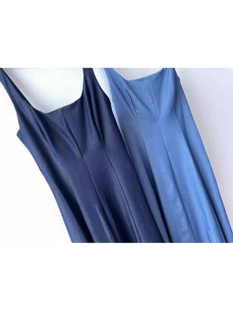 Vintage-Inspired Fit-and-Flare Dress with Wide Straps and Square Neckline ‖ 复古方领修身大摆吊带连衣裙 KR021641152