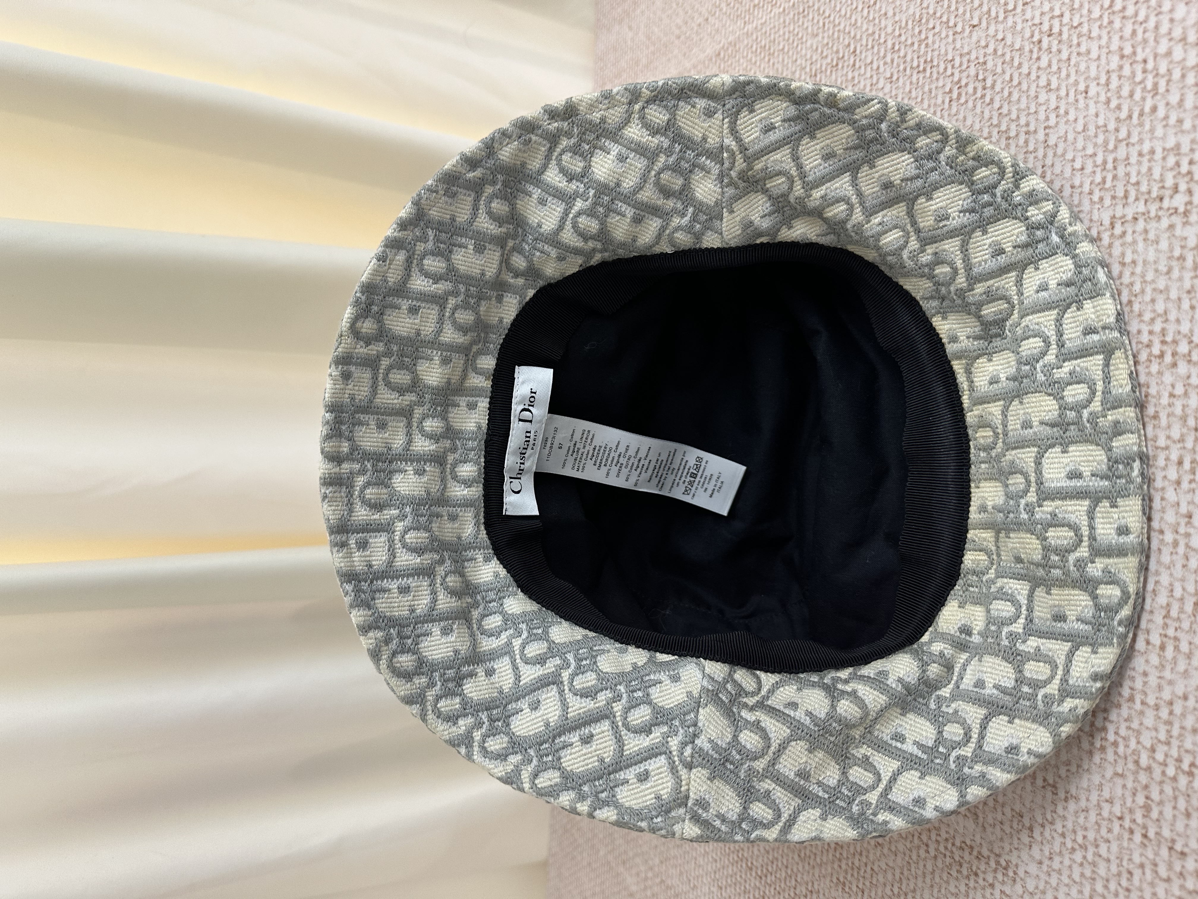 Pre-owned Dior Oblique Bucket Hat / Product Code: 26022805