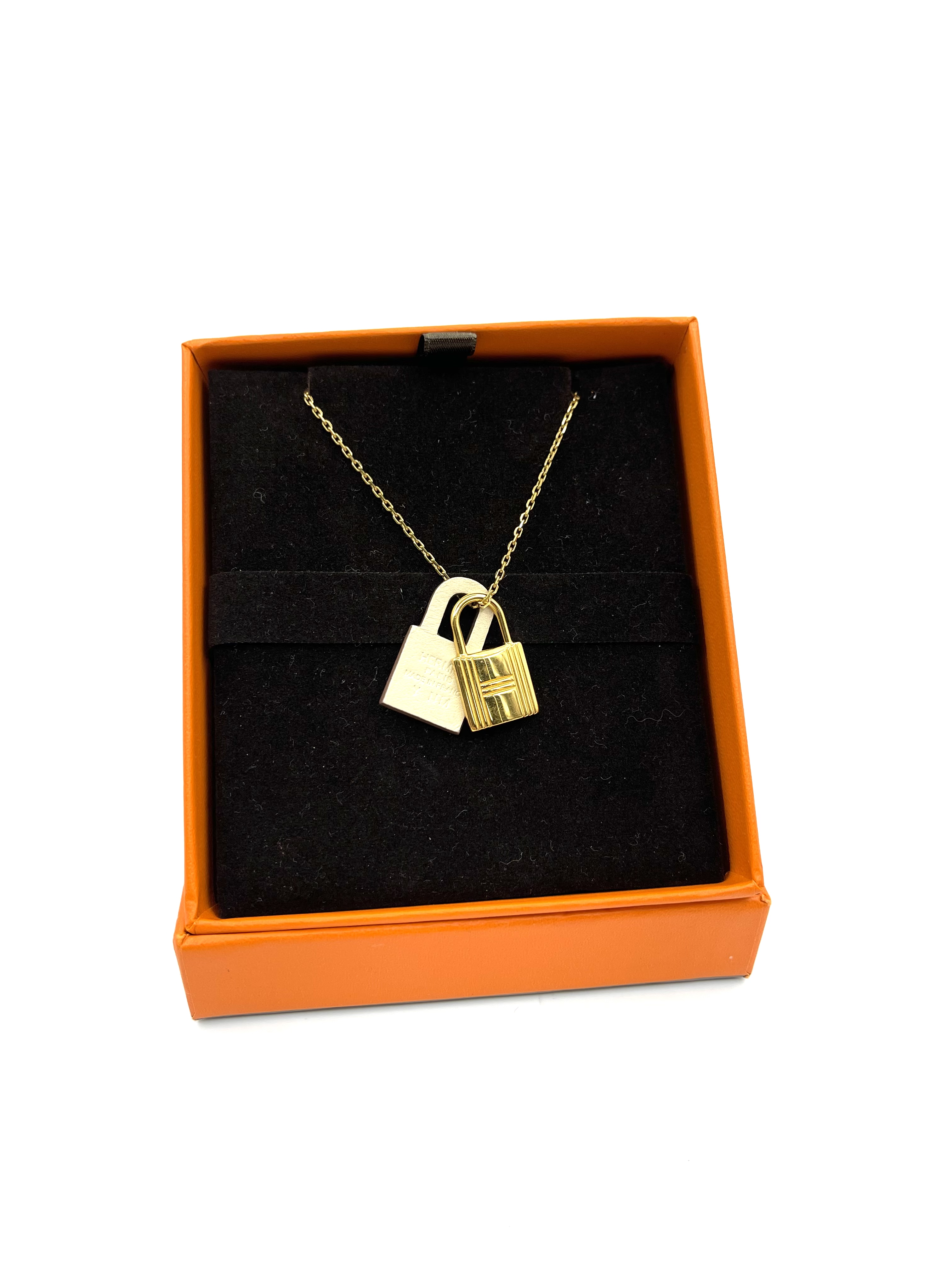 Pre-Owned HERMES Necklace / Product Code: 2492414