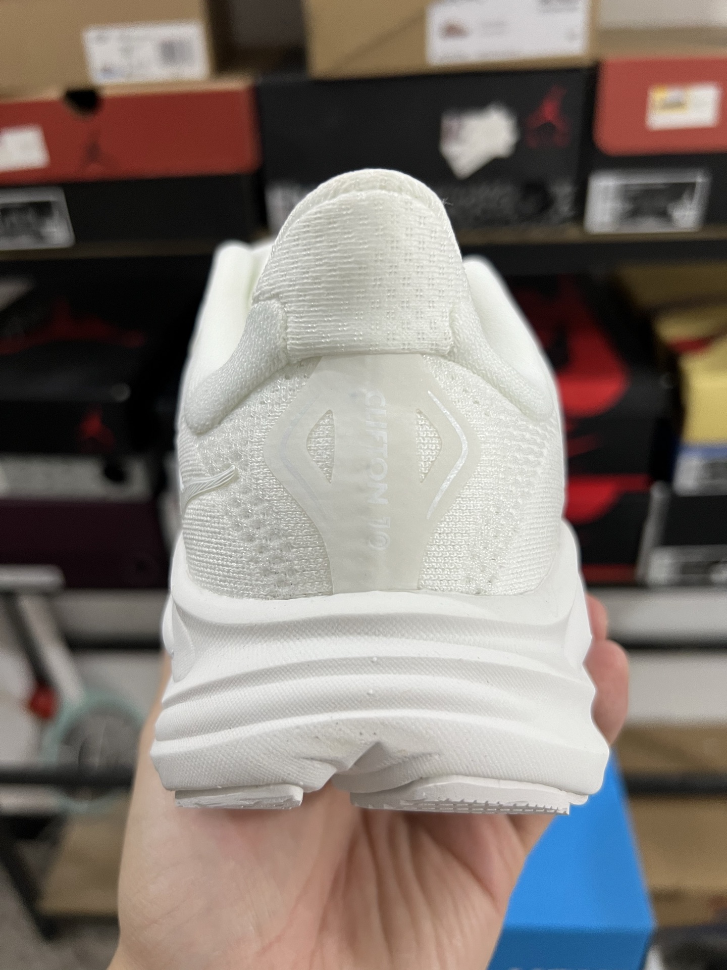 HOKA ONE ONE Clifton 10