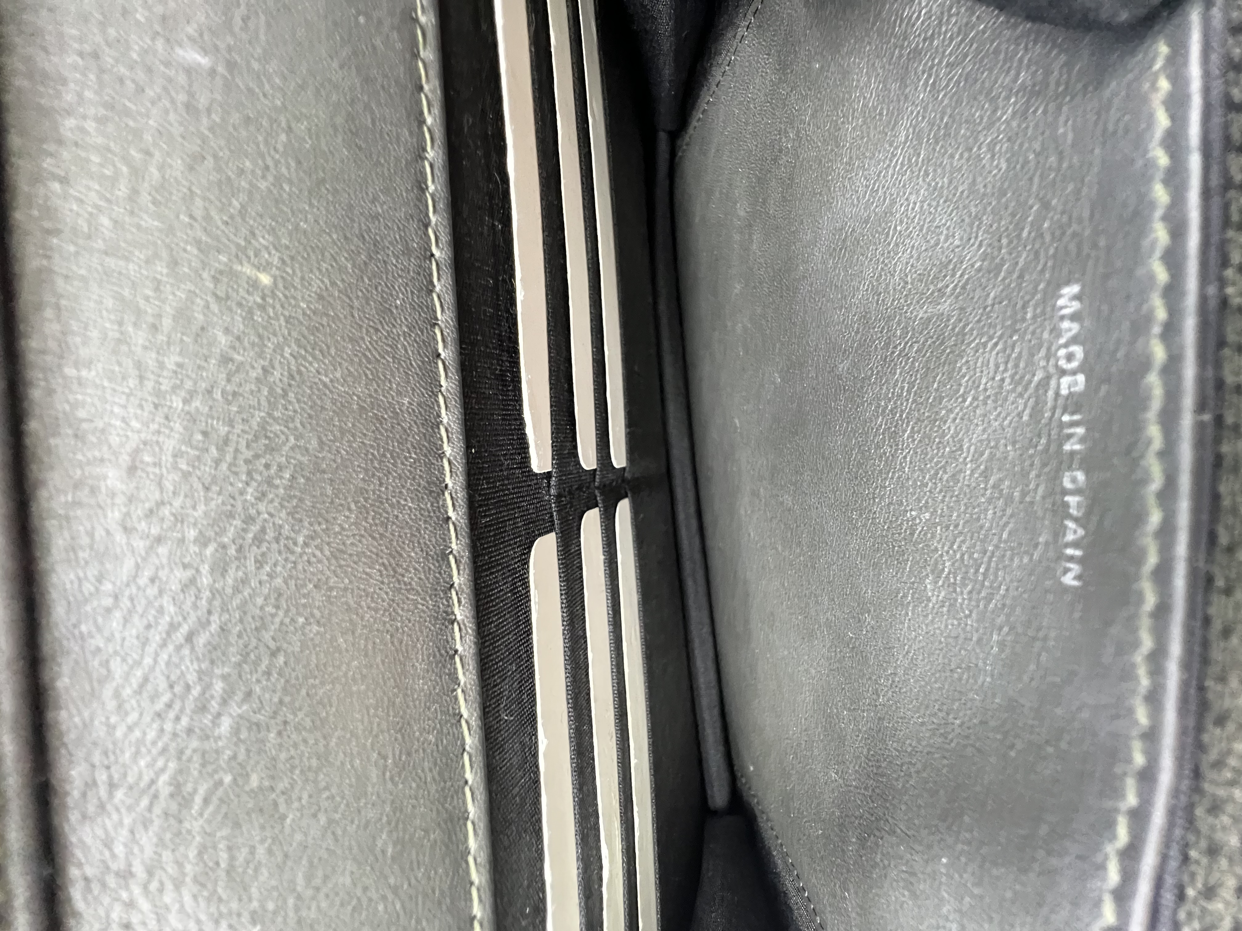 Pre-Owned CHANEL Wallet on Chain / Product Code: 26051205