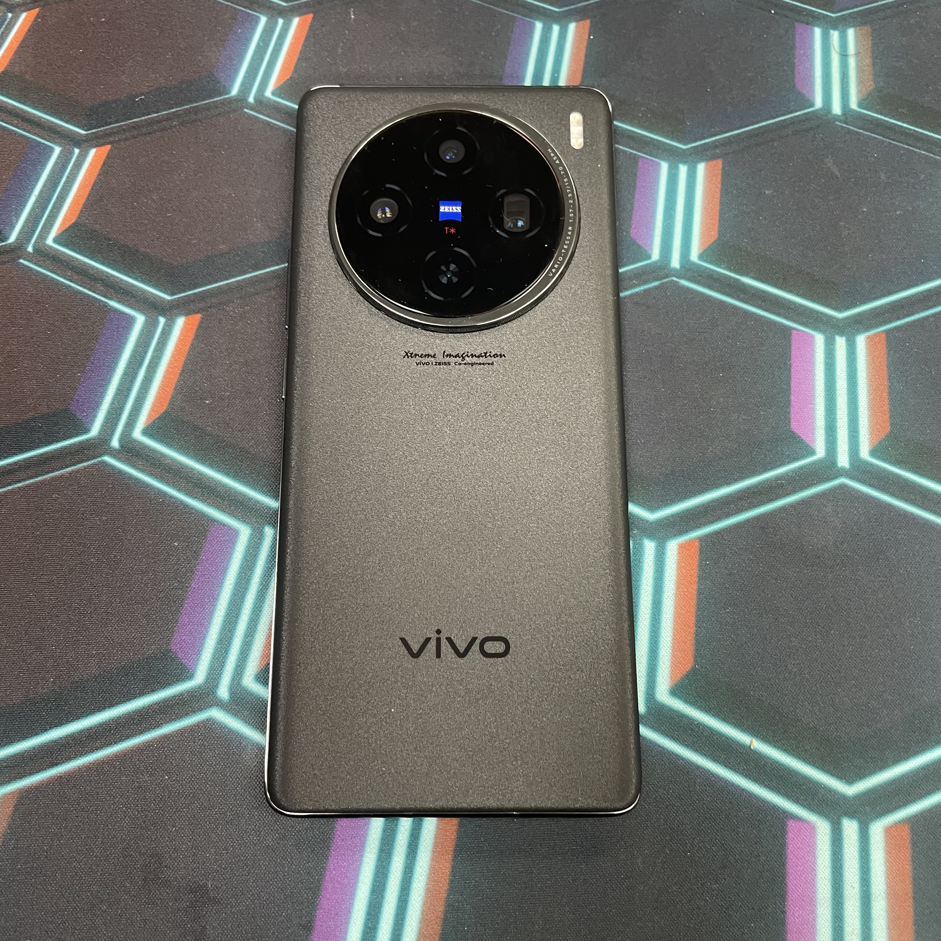 *8322 Vivo X100 完美機 16+512GB 黑色 black