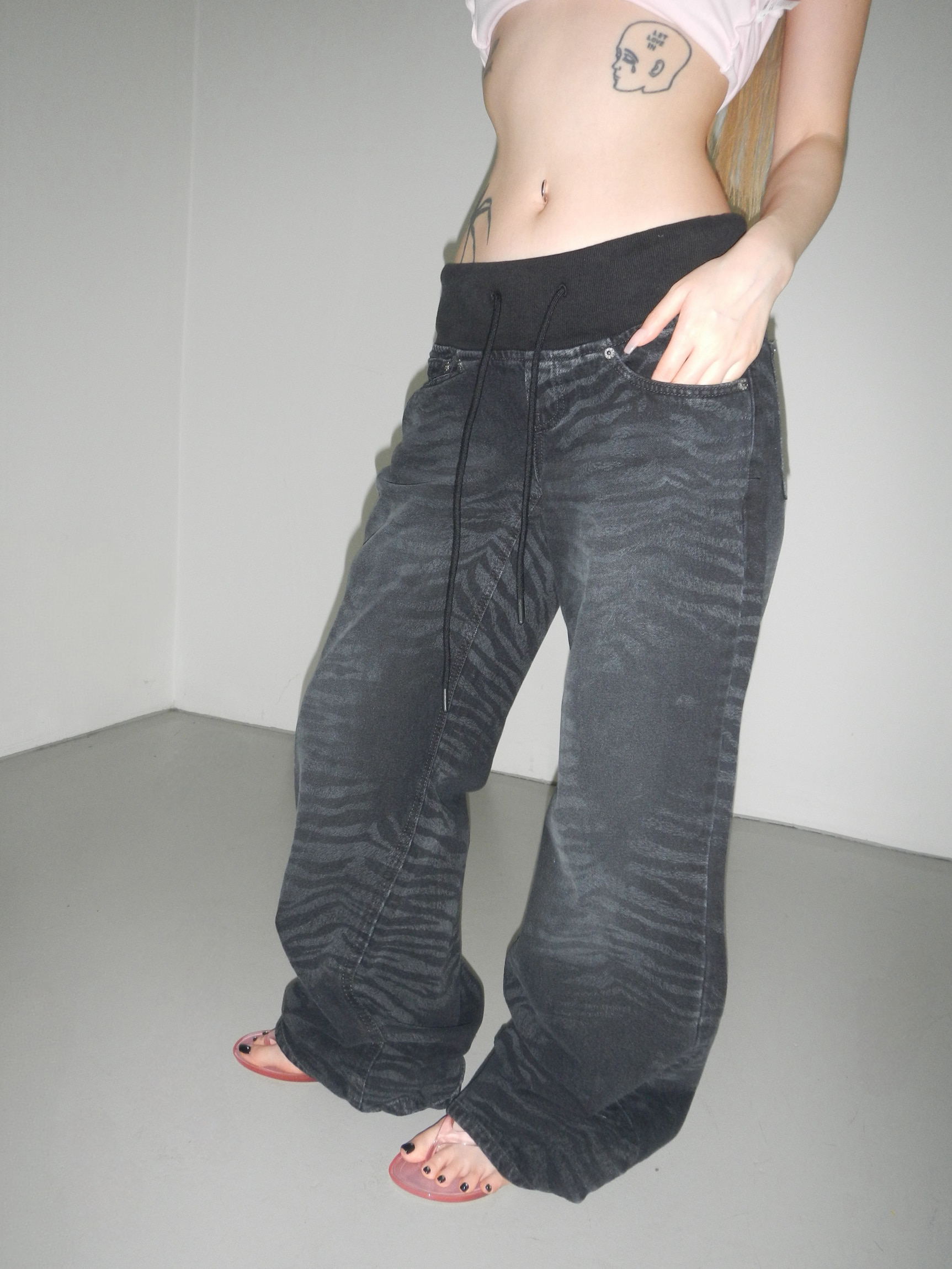 Zebra-Wash Wide Leg Denim Pants