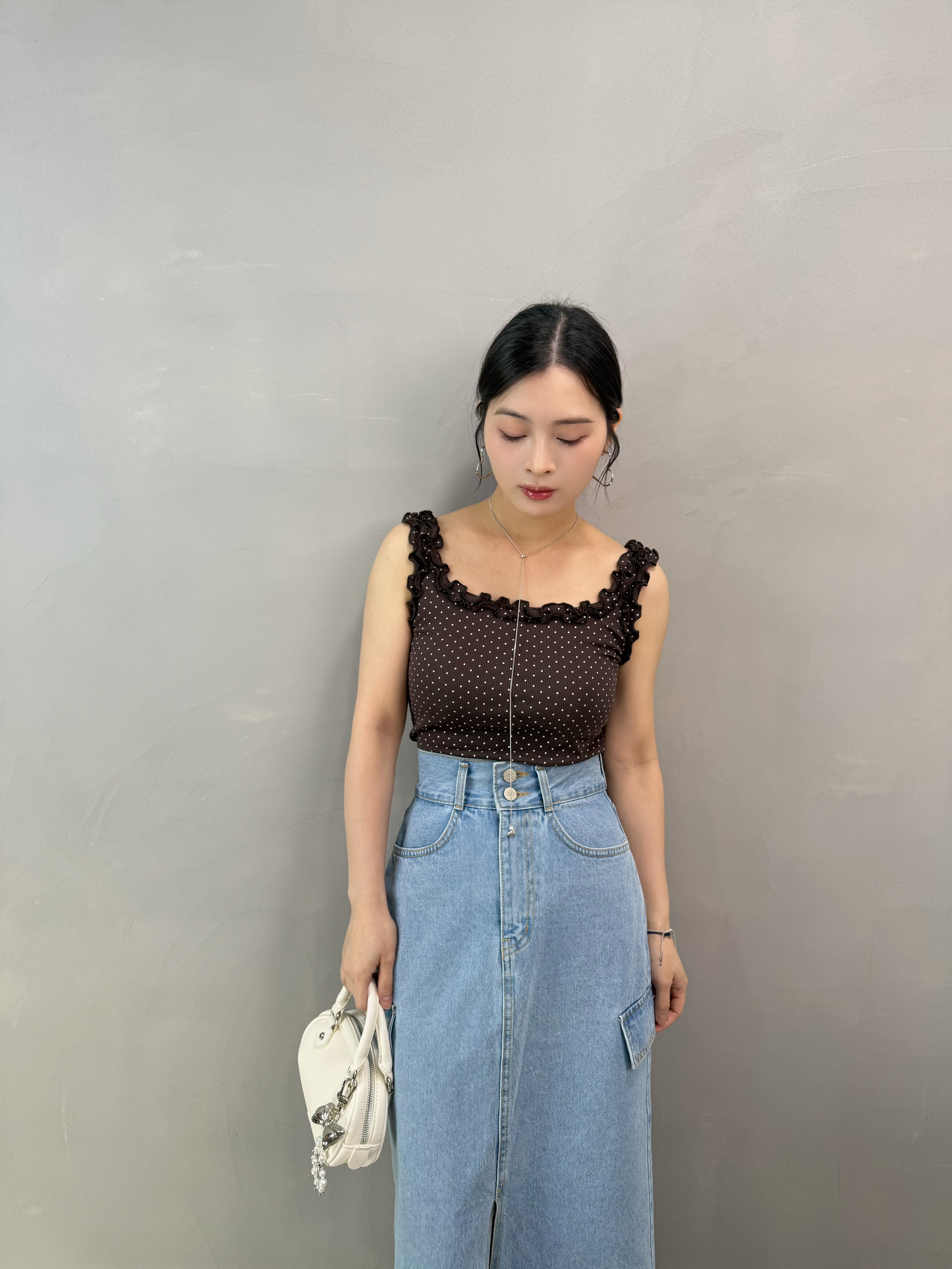 R69 Ruffle 邊波點背心