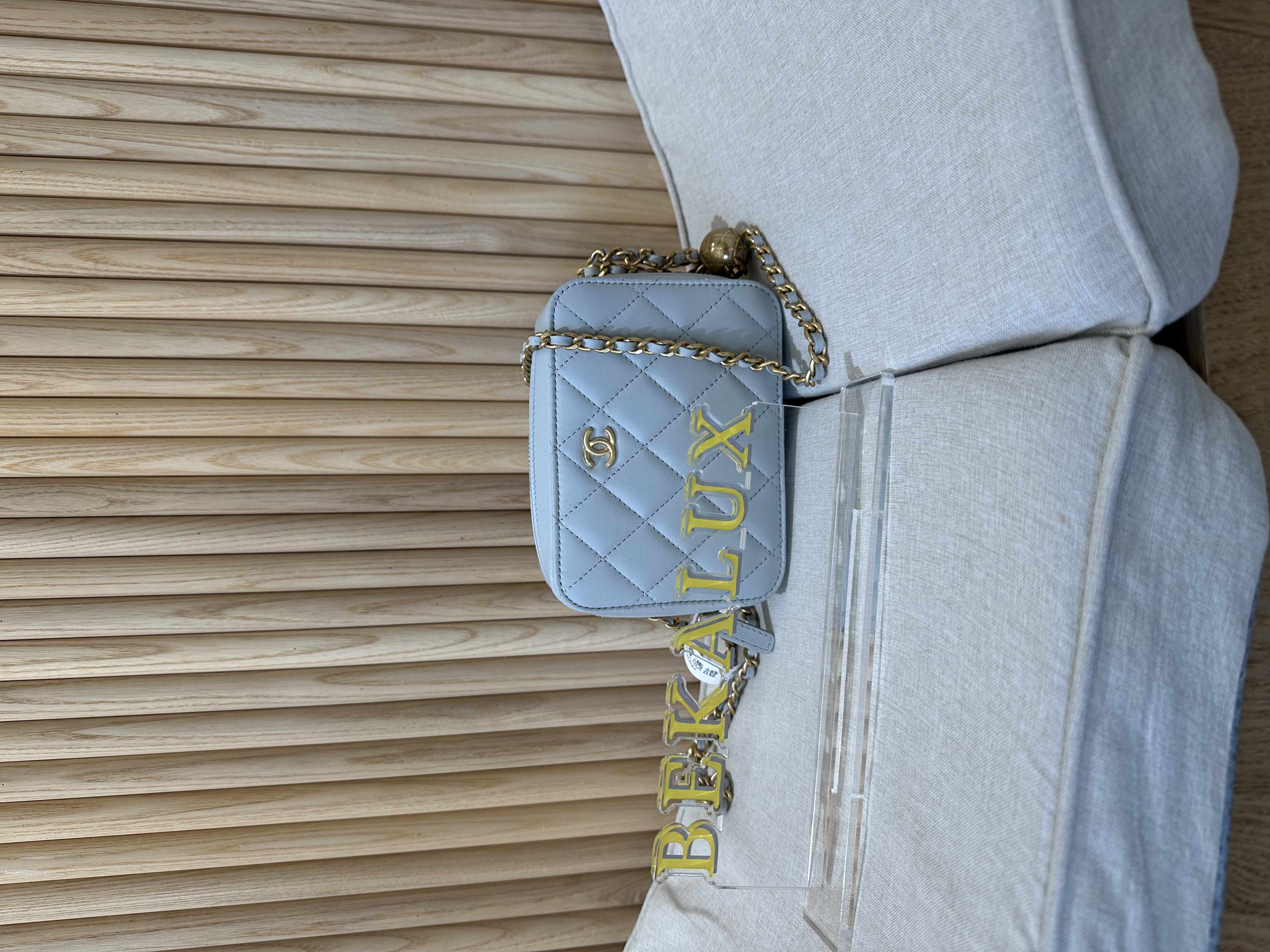 Pre-owned Chanel Crush Camera Bag / Product Code: 25051201