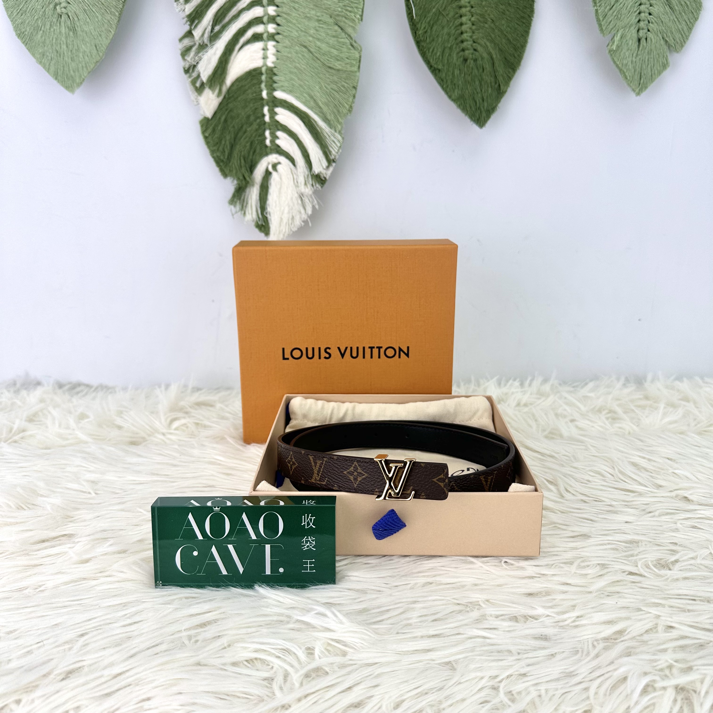 閑置品🌟Iconic 20mm 雙面女裝皮帶 65cm 全套有盒🤎