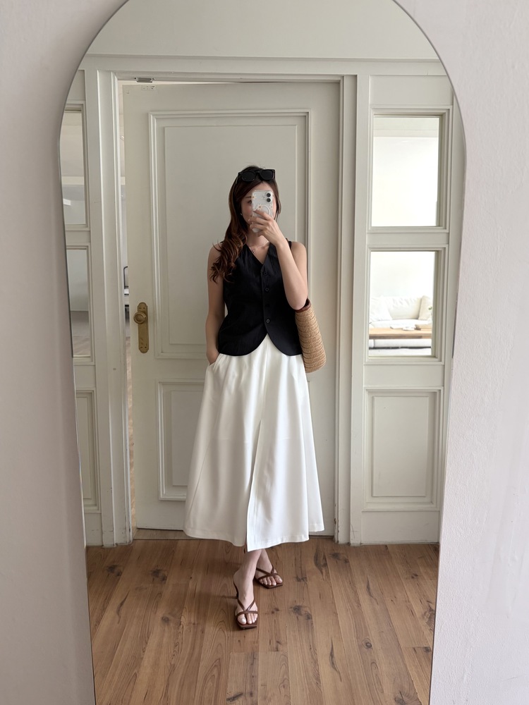 Front-Slit Midi Flare Skirt (Ivory)