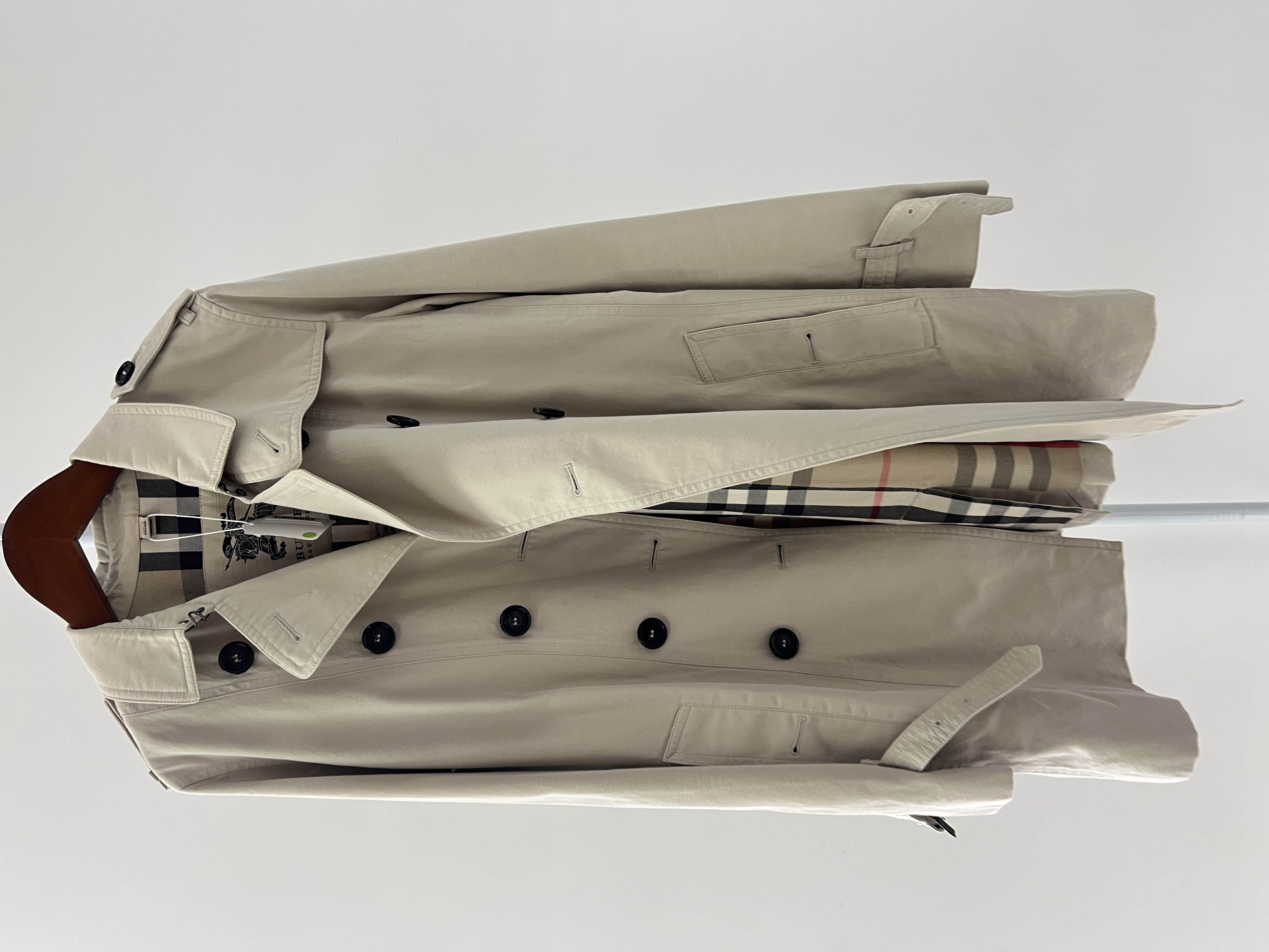 Pre-owned Burberry Coat / Product Code: 26052109