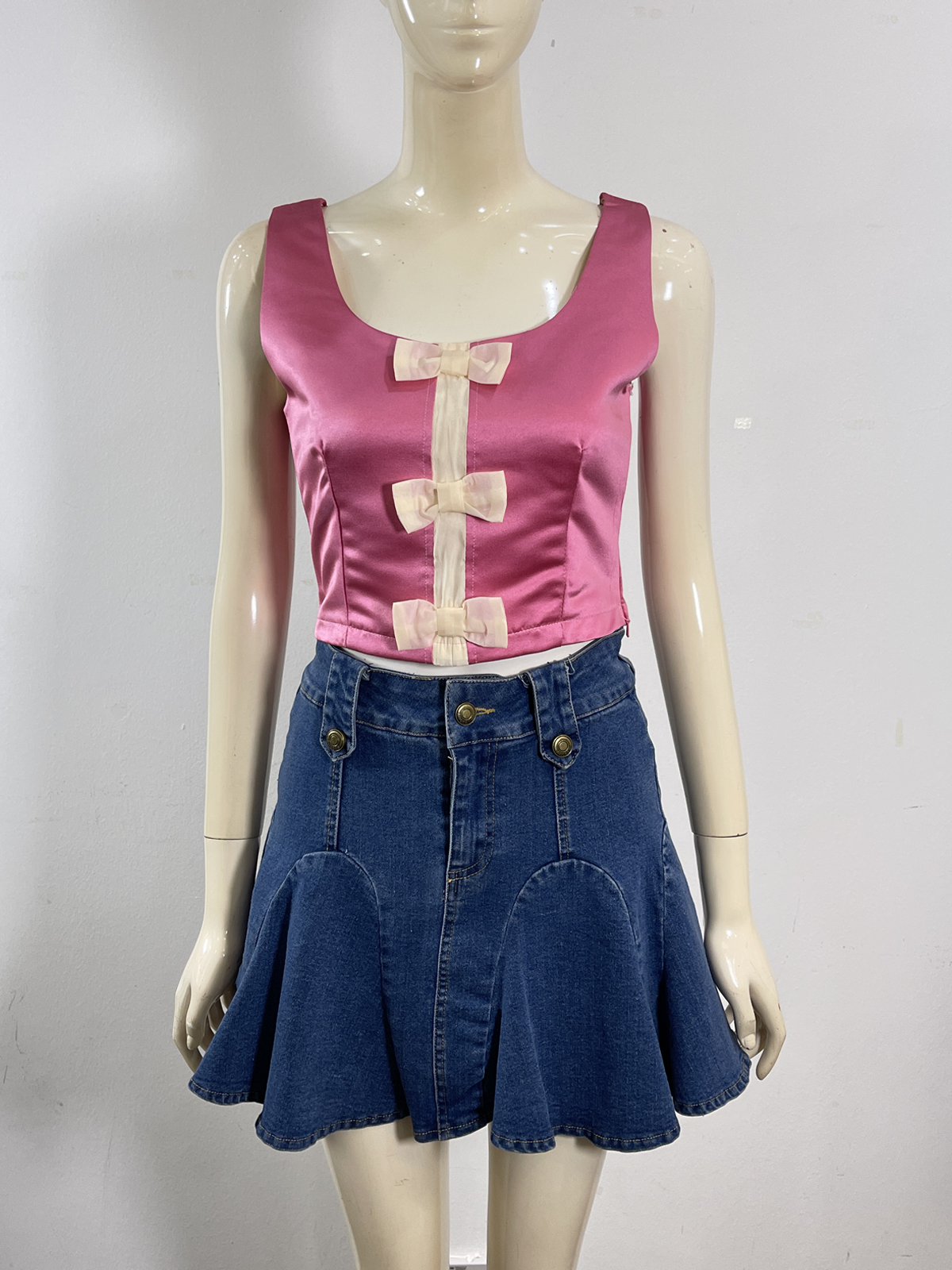 Bow Statement Top M102