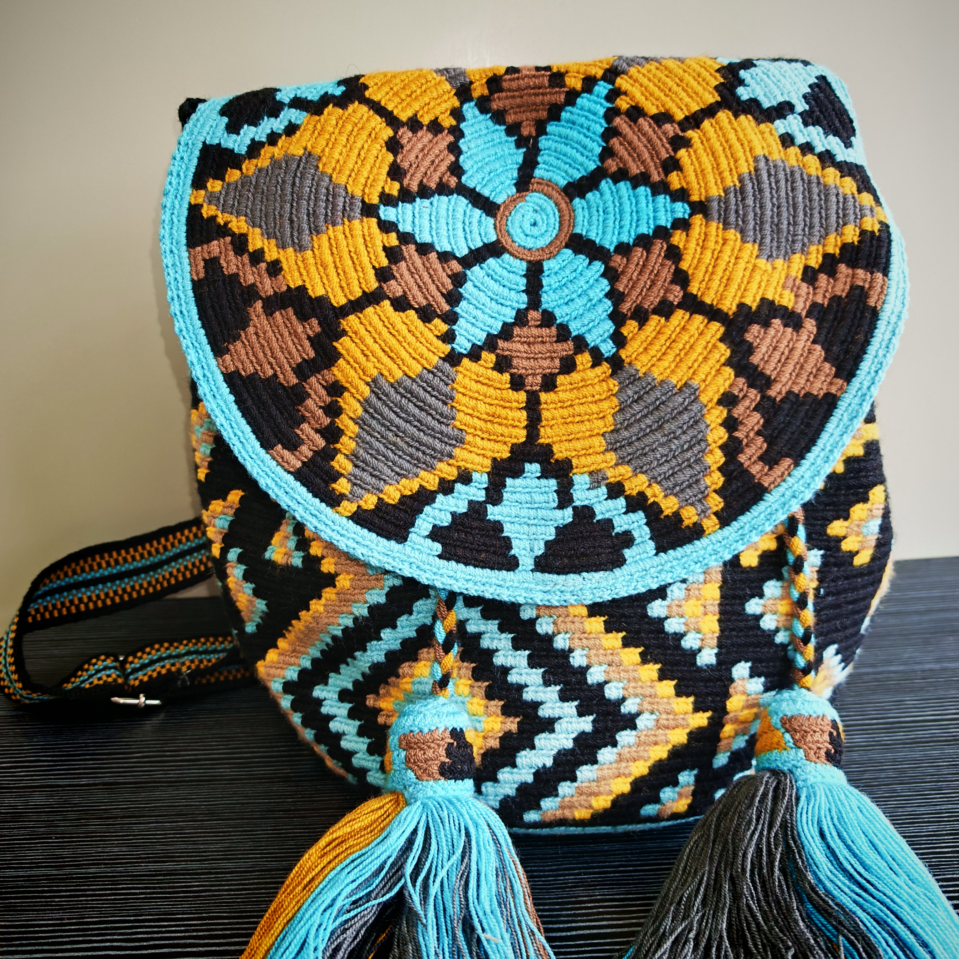 2T0411-01 雙股大碼背包