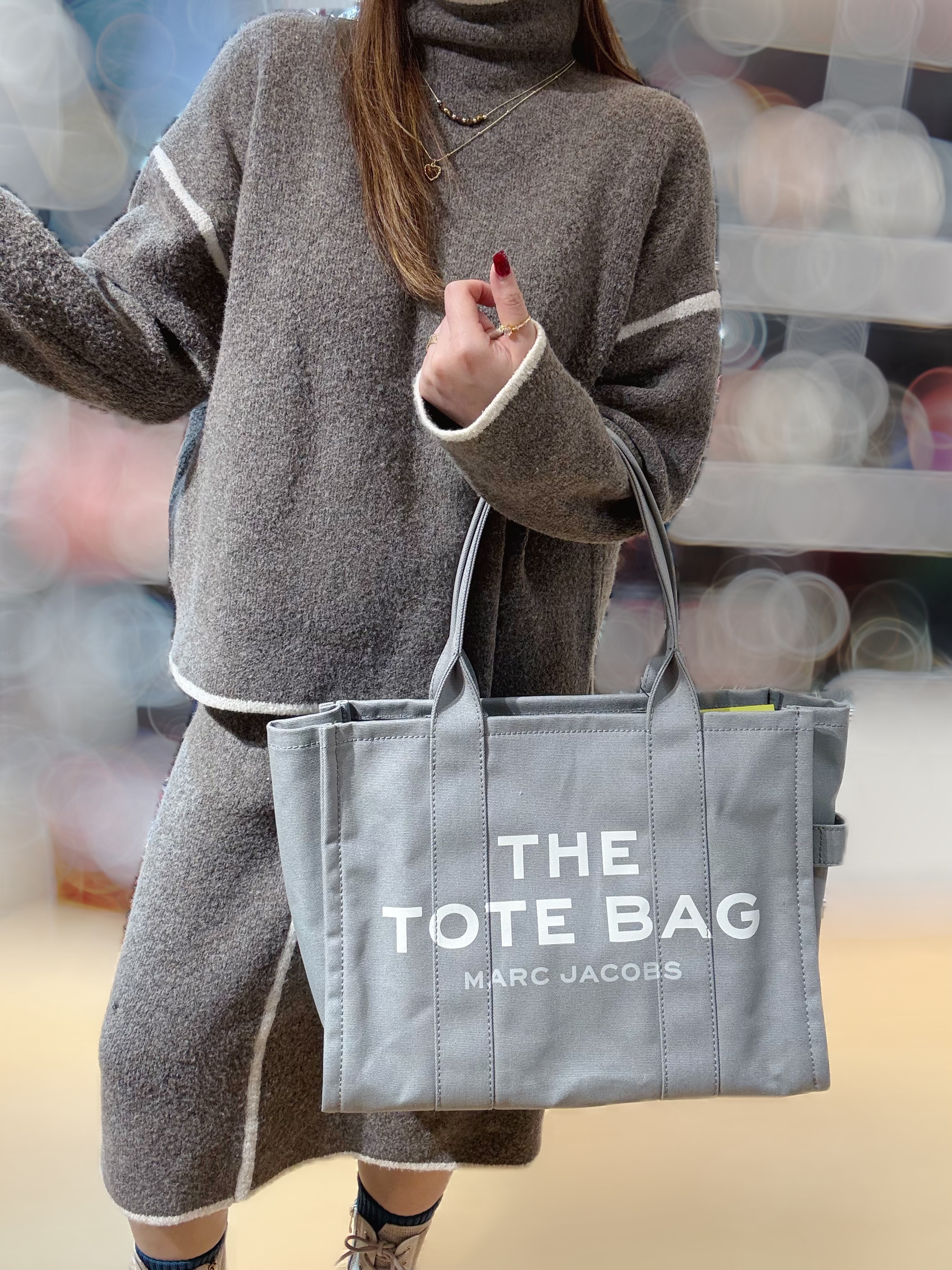 Marc jacobs traveler large tote grey