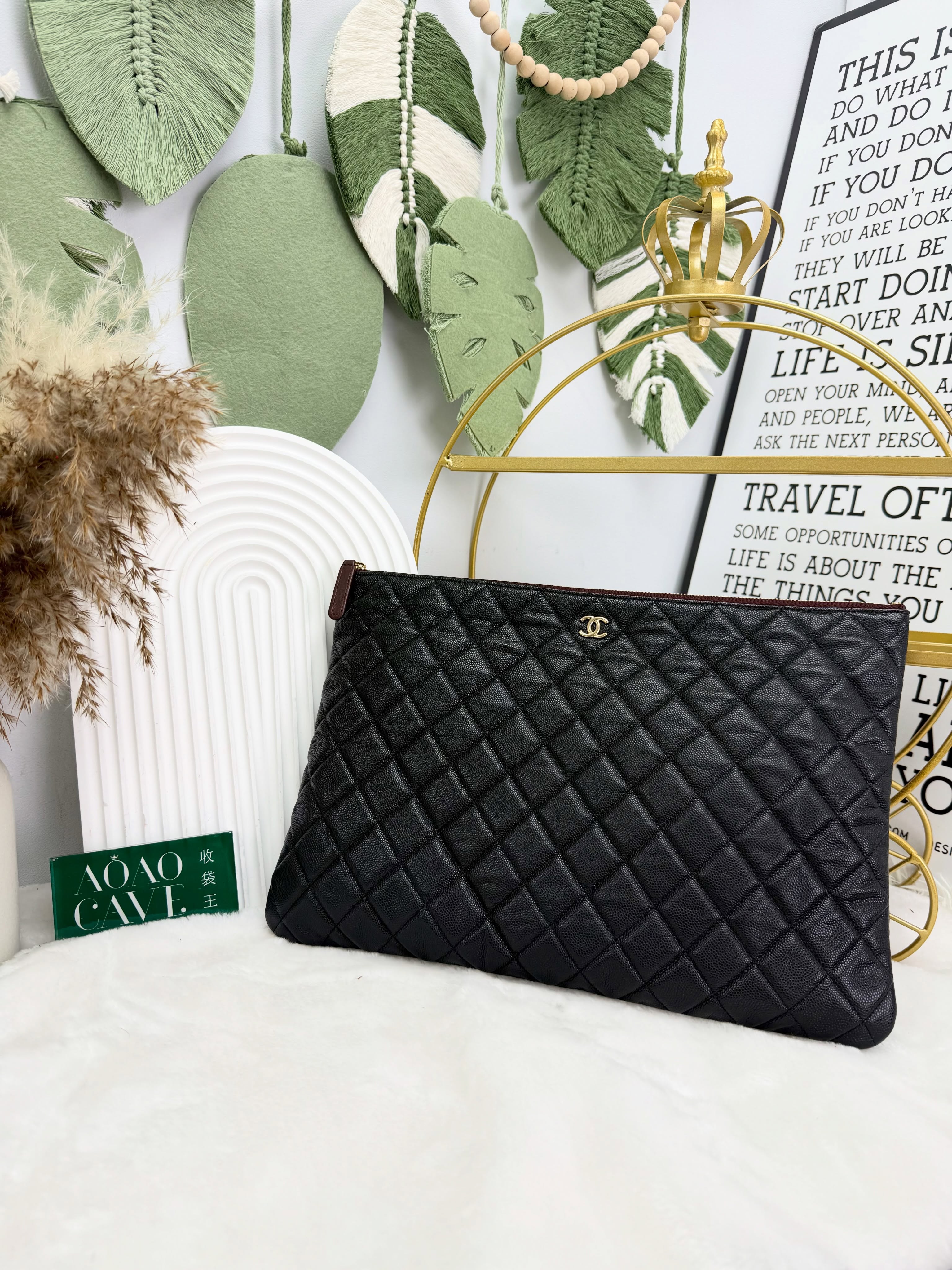 Chanel👜 PRE OWNED 🛍️黑金荔枝紋皮手拿包 🖤 