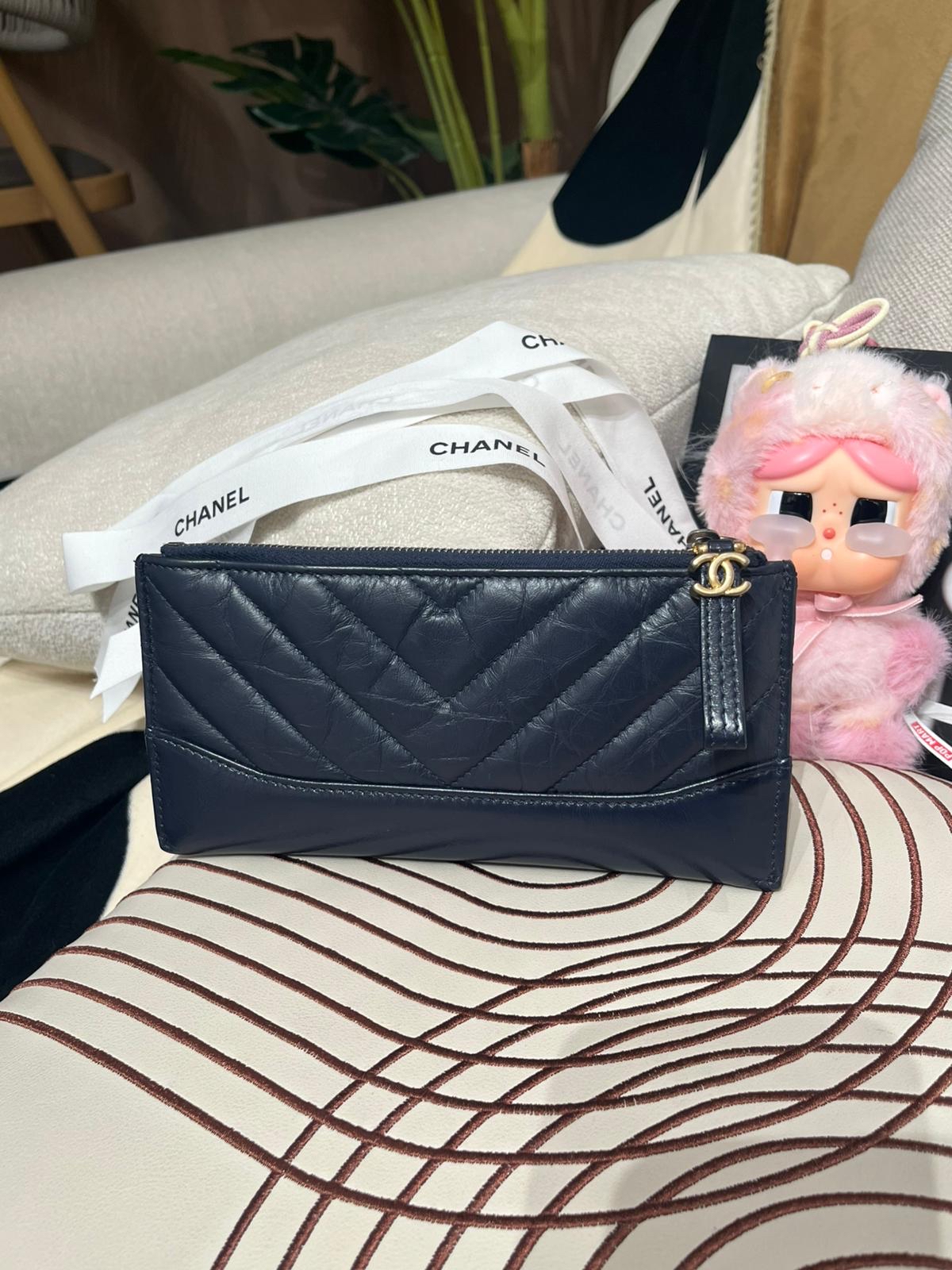Chanel Gabrielle Zipped Long Wallet calfskin 100%Authentic,98%new ✅專門店收據✅27card✅box Size:L19.5xH10.5xW0.5cm