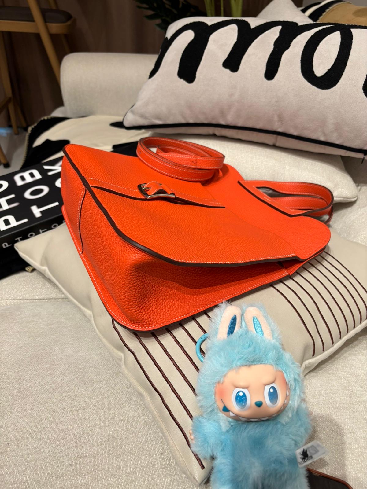 Hermes Halzan 31, 100%Authentic,98%new ✅dust bag✅box 