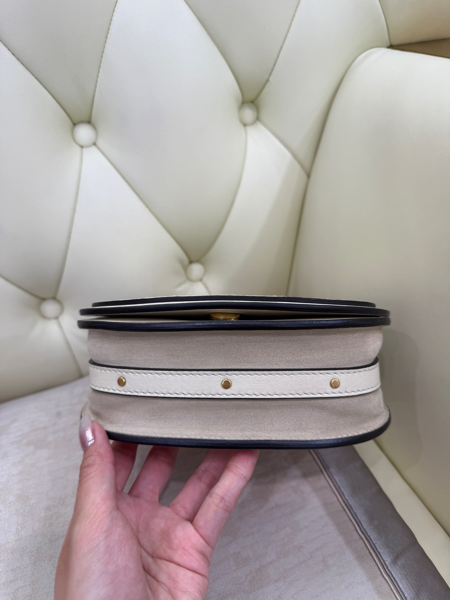 【預訂貨品】Chloe奶油白圓環包 