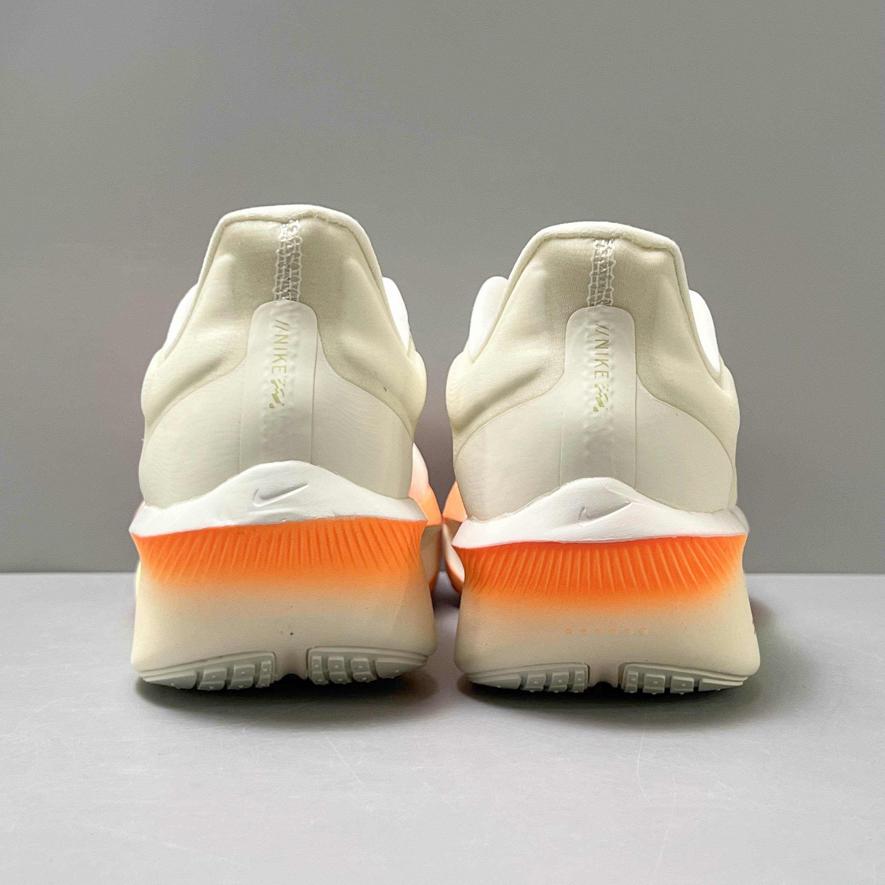 Nike Zoom Fly 6 FN8455-105