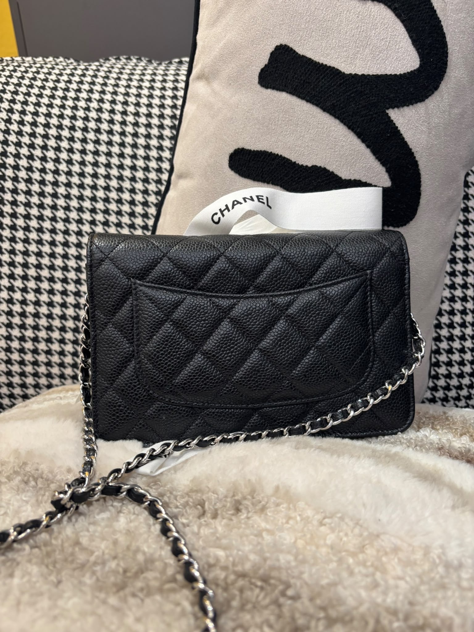 未使用品 Chanel Wallet On Chain 黑色荔枝牛皮銀扣WOC  100%Authentic, Unused 未使用品 ✅晶片✅Dust bag ✅Box