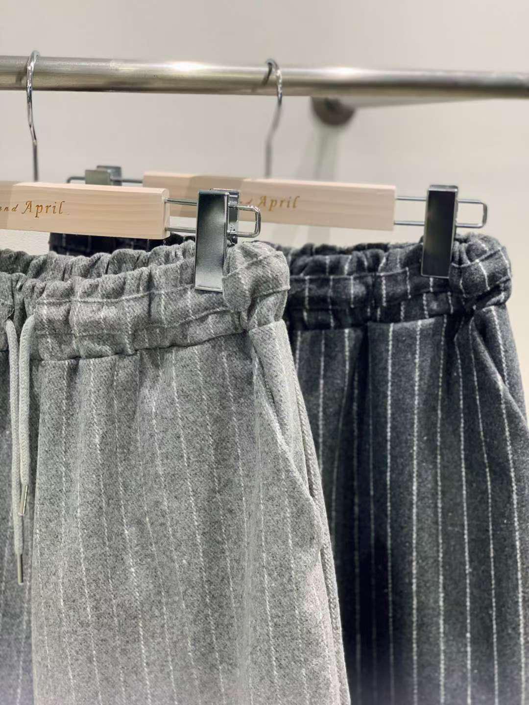 韓國🇰🇷April 直紋羊毛闊脚褲連線優惠 Wool 100%（預購10--14天）