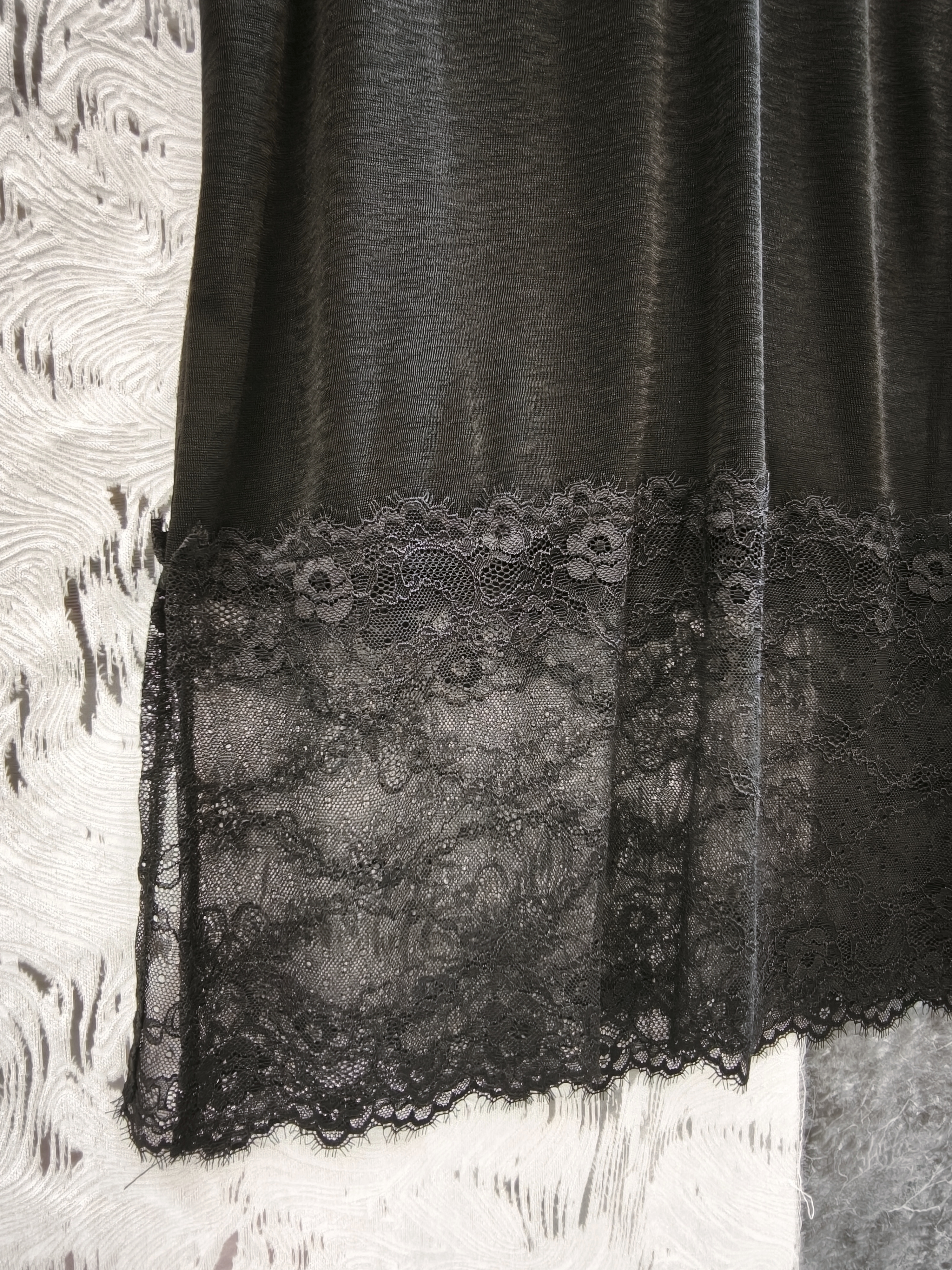 醋酸面料蕾絲背心