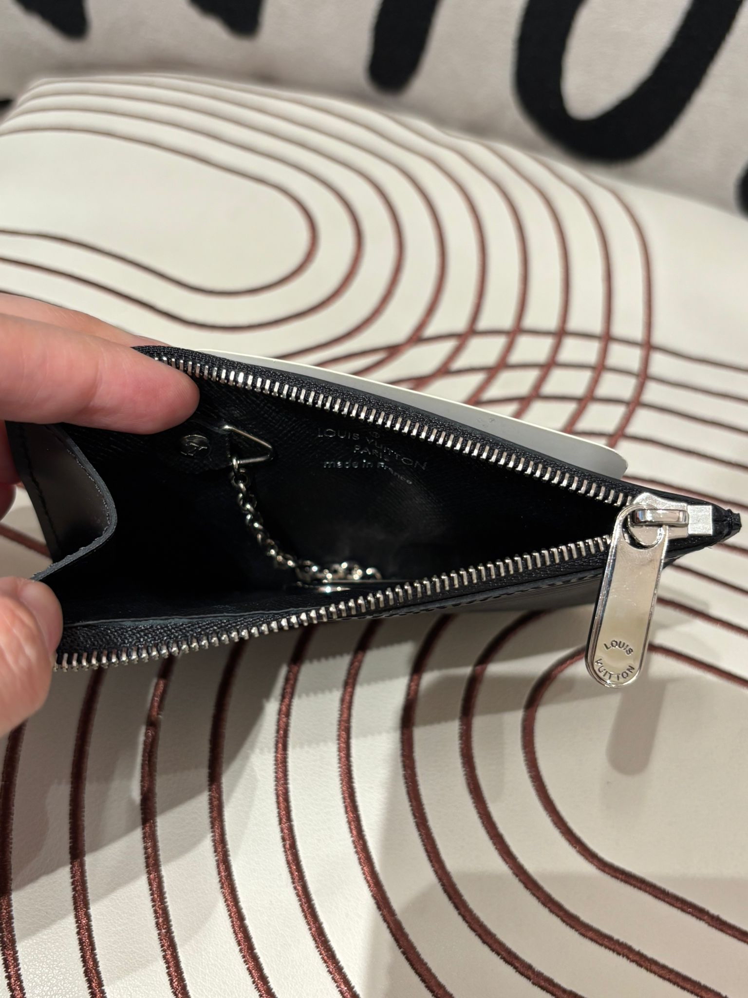 LV Card Holder Zip Wallet Coin Purse EPI 100%Aithentic ,95%New ✅Box